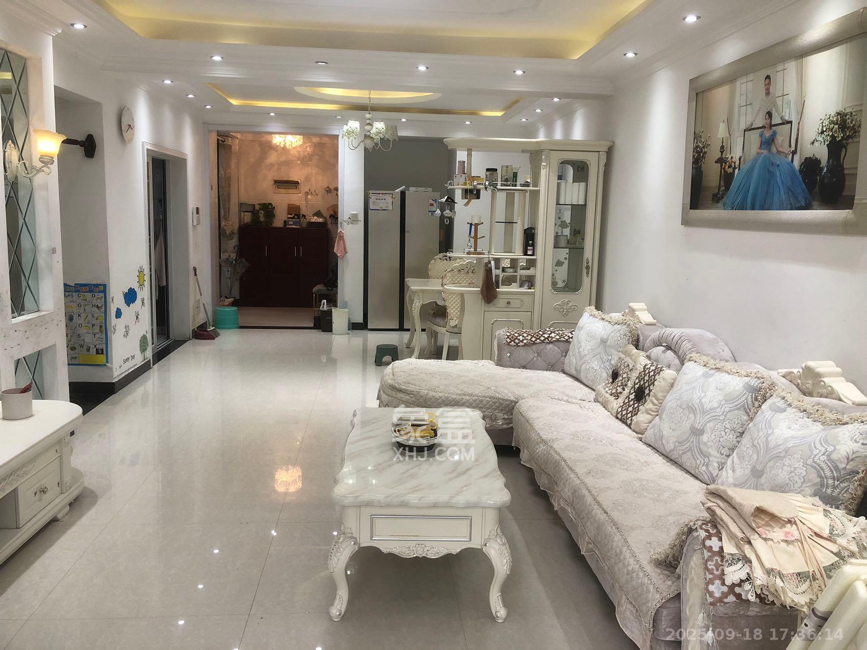 世纪桃花苑  4室2厅2卫    2650.0元/月室内图