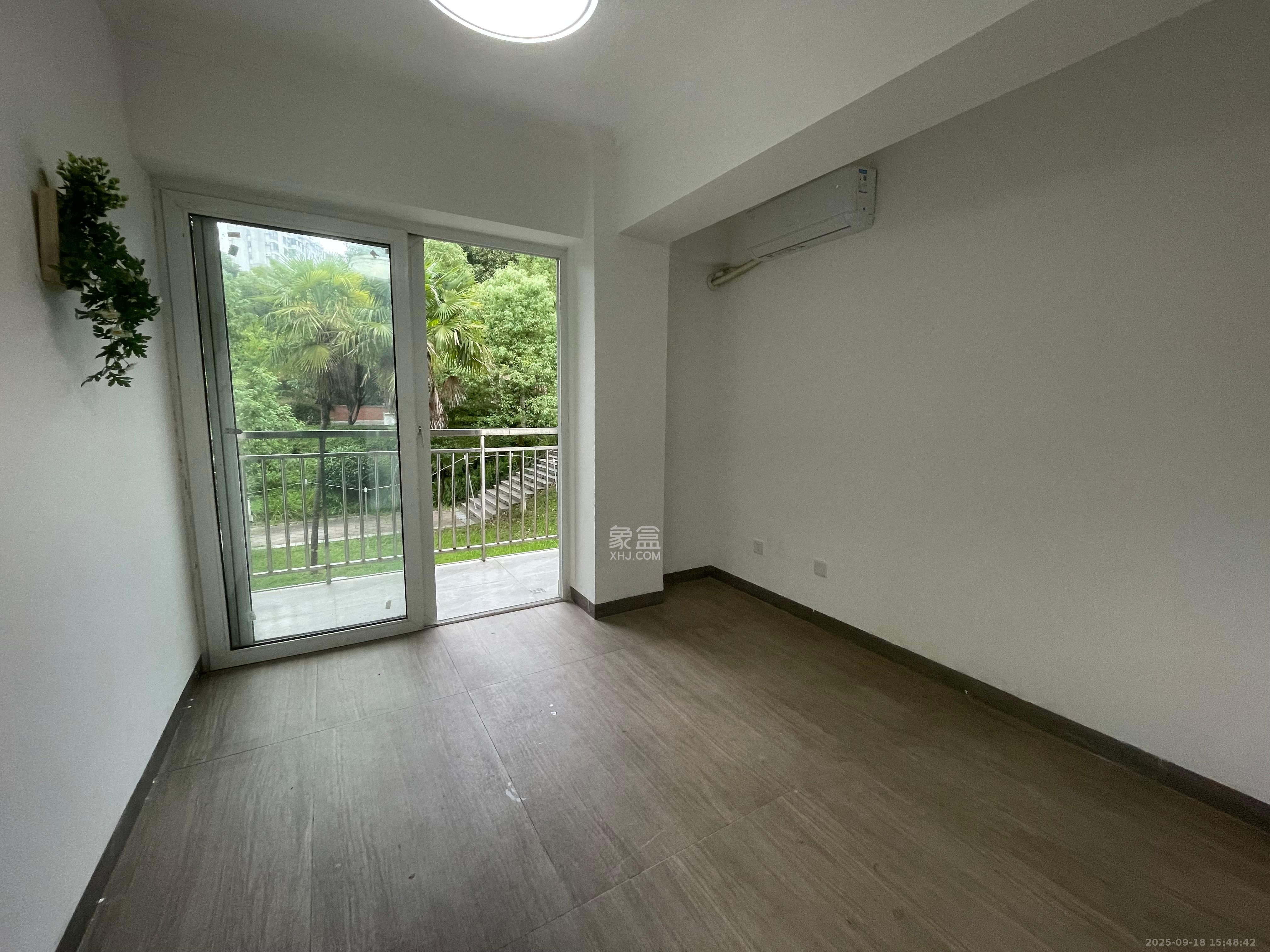 山语城一期 3室1厅1卫 2400.0元/月 山语城一期 3室1厅1卫 2400.0元/月室内图