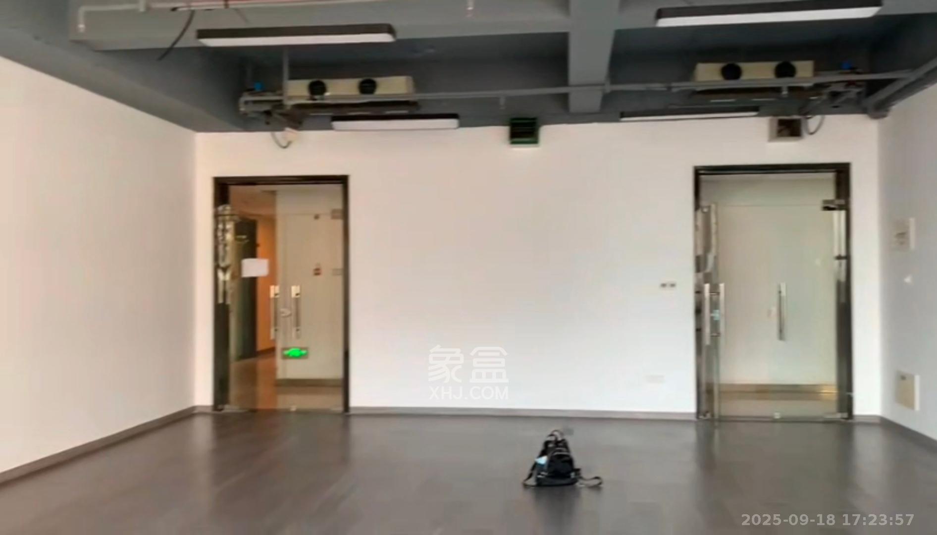 保利麓谷林语I区 1室0厅0卫 6000.0元/月 保利麓谷林语I区 1室0厅0卫 6000.0元/月室内图