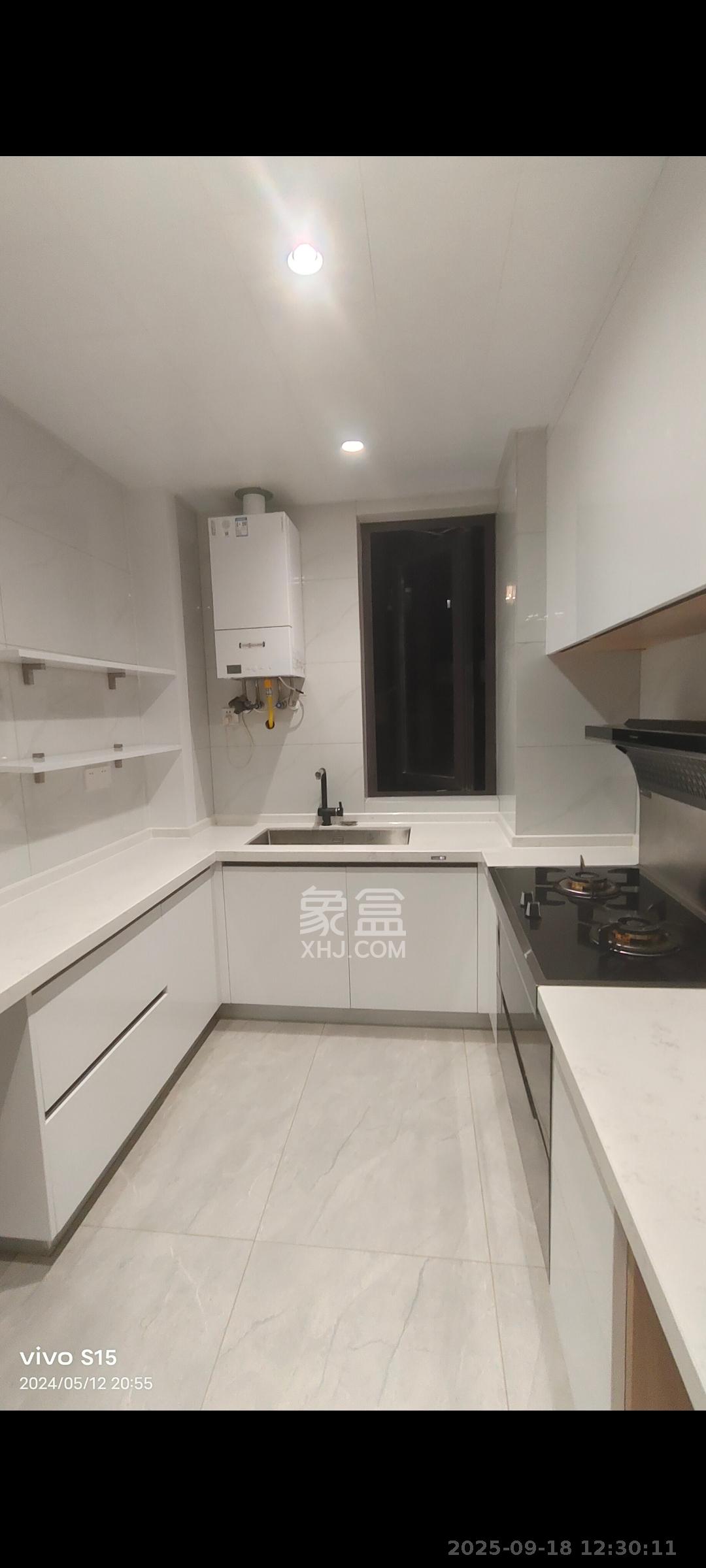 建发央著 4室2厅2卫 4500.0元/月 建发央著 4室2厅2卫 4500.0元/月室内图