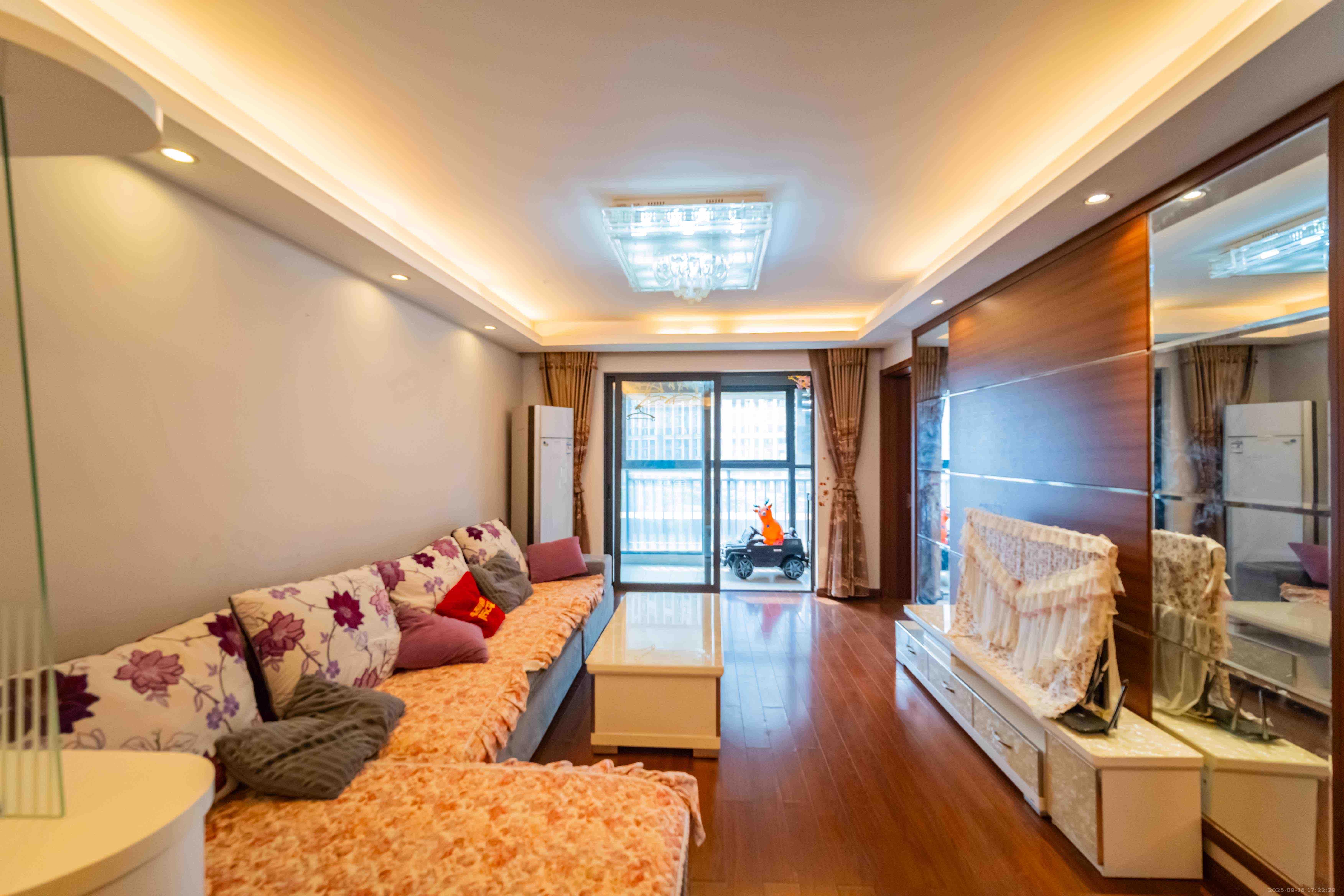 万科金域华府三四期 3室2厅1卫 2000.0元/月 万科金域华府三四期 3室2厅1卫 2000.0元/月室内图