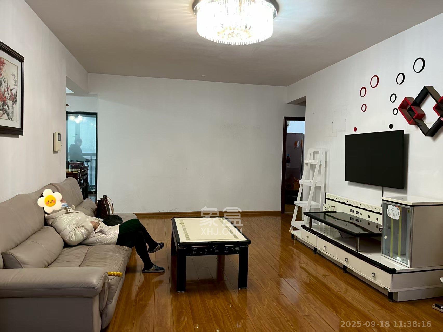 长沙欧洲城  3室2厅2卫    2300.0元/月室内图