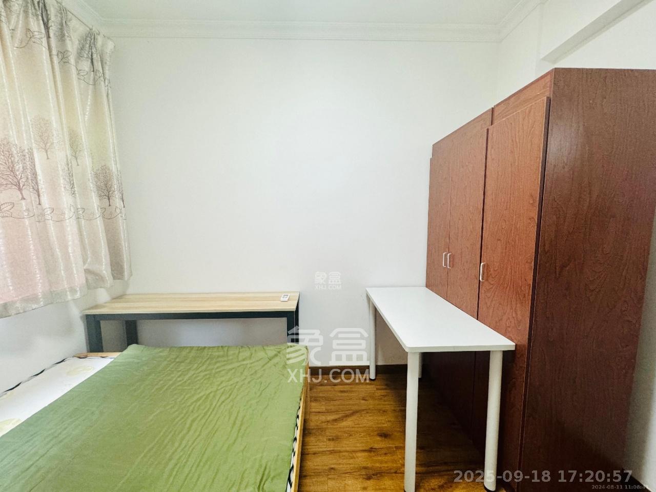 长房云时代 3室2厅1卫 2400.0元/月 长房云时代 3室2厅1卫 2400.0元/月室内图