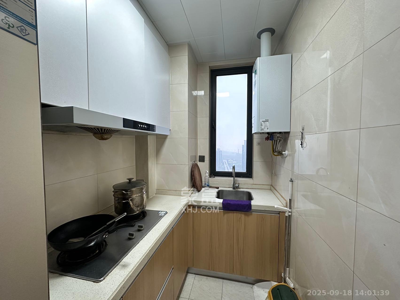 启迪协信中心 2室2厅1卫 2800.0元/月 启迪协信中心 2室2厅1卫 2800.0元/月室内图