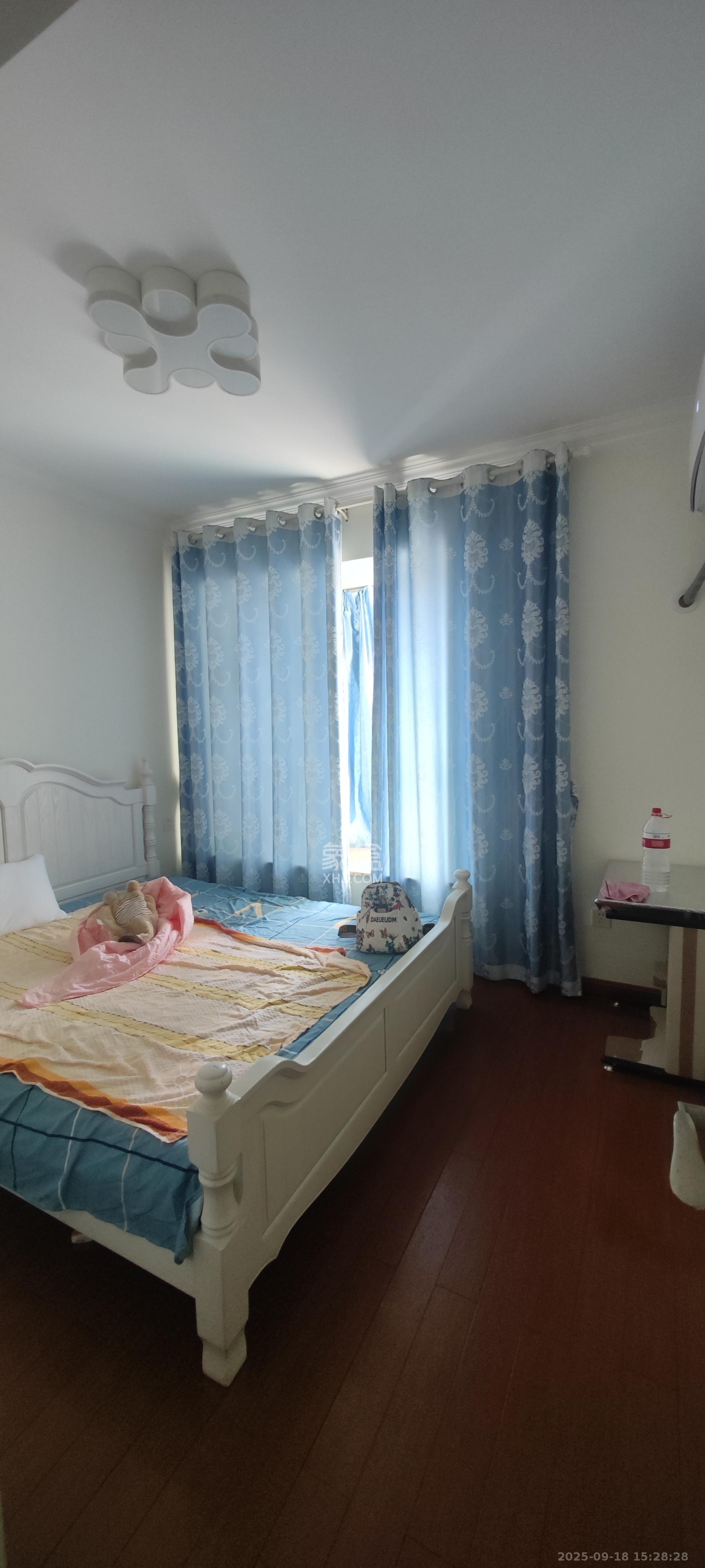 光明城市(星辰青年城) 2室2厅1卫 2100.0元/月 光明城市(星辰青年城) 2室2厅1卫 2100.0元/月室内图