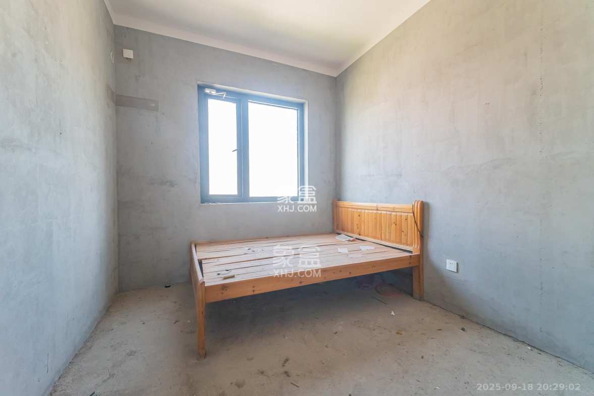 恒基凯旋门三期 4室2厅2卫 125.0万 恒基凯旋门三期 4室2厅2卫 125.0万其他