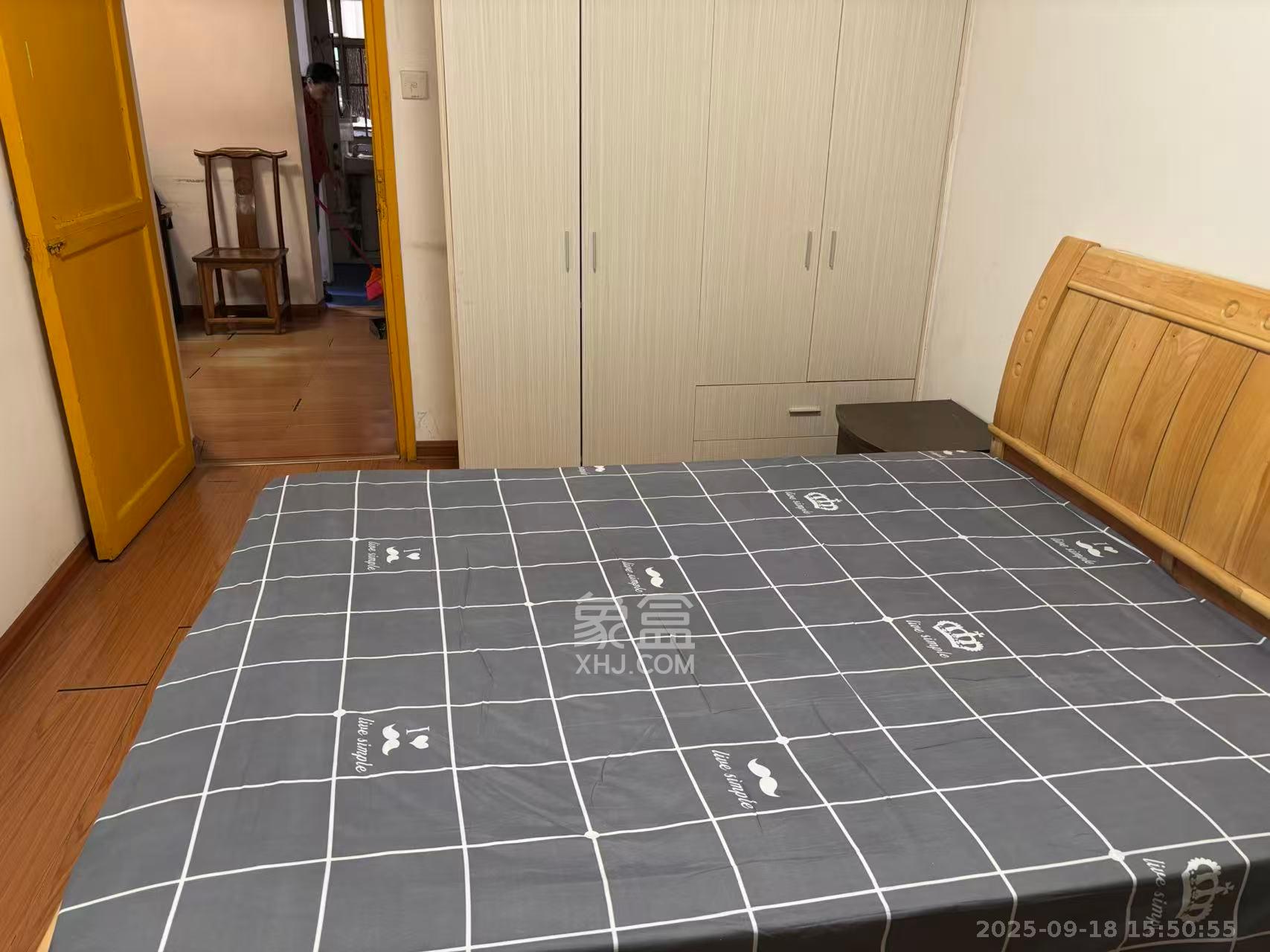 燕山街社区 2室1厅1卫 1800.0元/月 燕山街社区 2室1厅1卫 1800.0元/月室内图