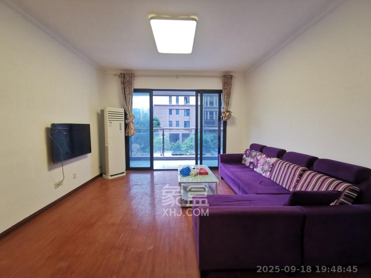 湘熙水郡（观澜海赋家园）  4室2厅2卫    3300.0元/月室内图1