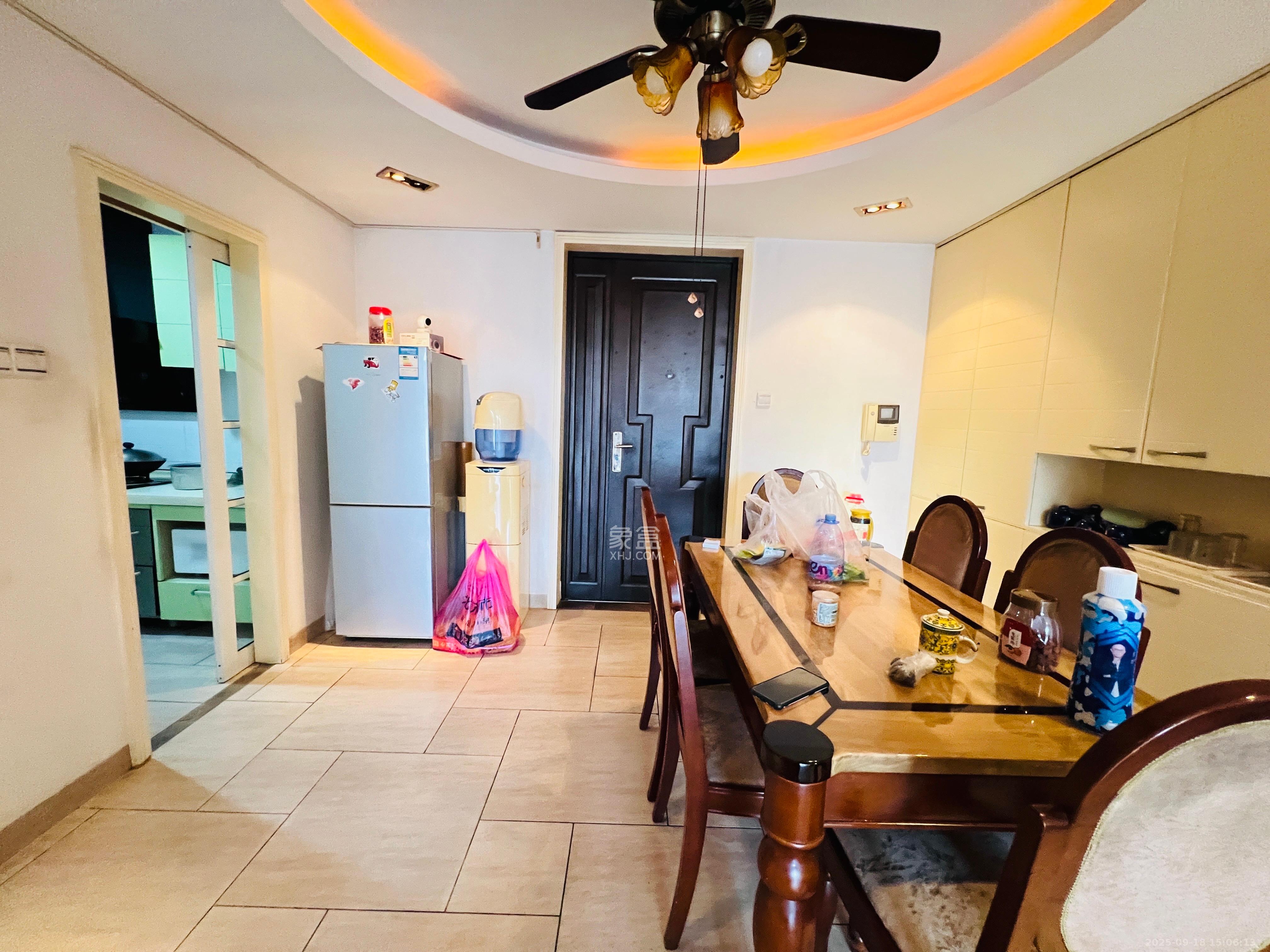 世嘉国际华城  2室2厅1卫    2500.0元/月室内图