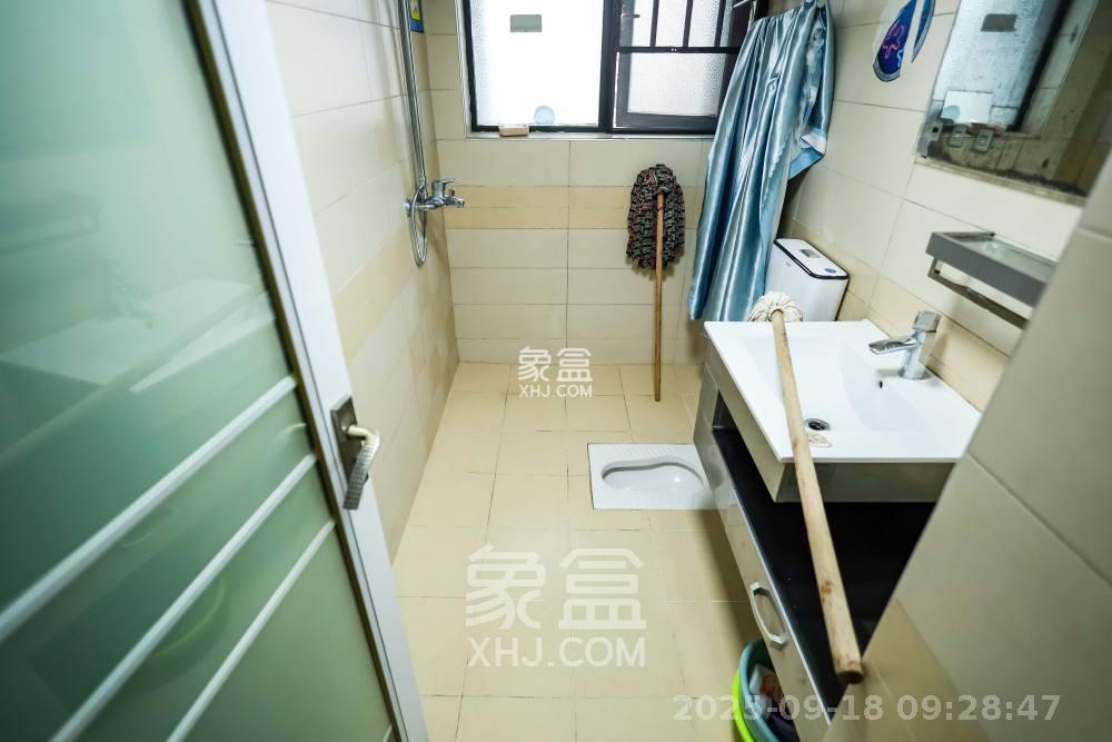 永祺西京  3室2厅2卫    2500.0元/月室内图