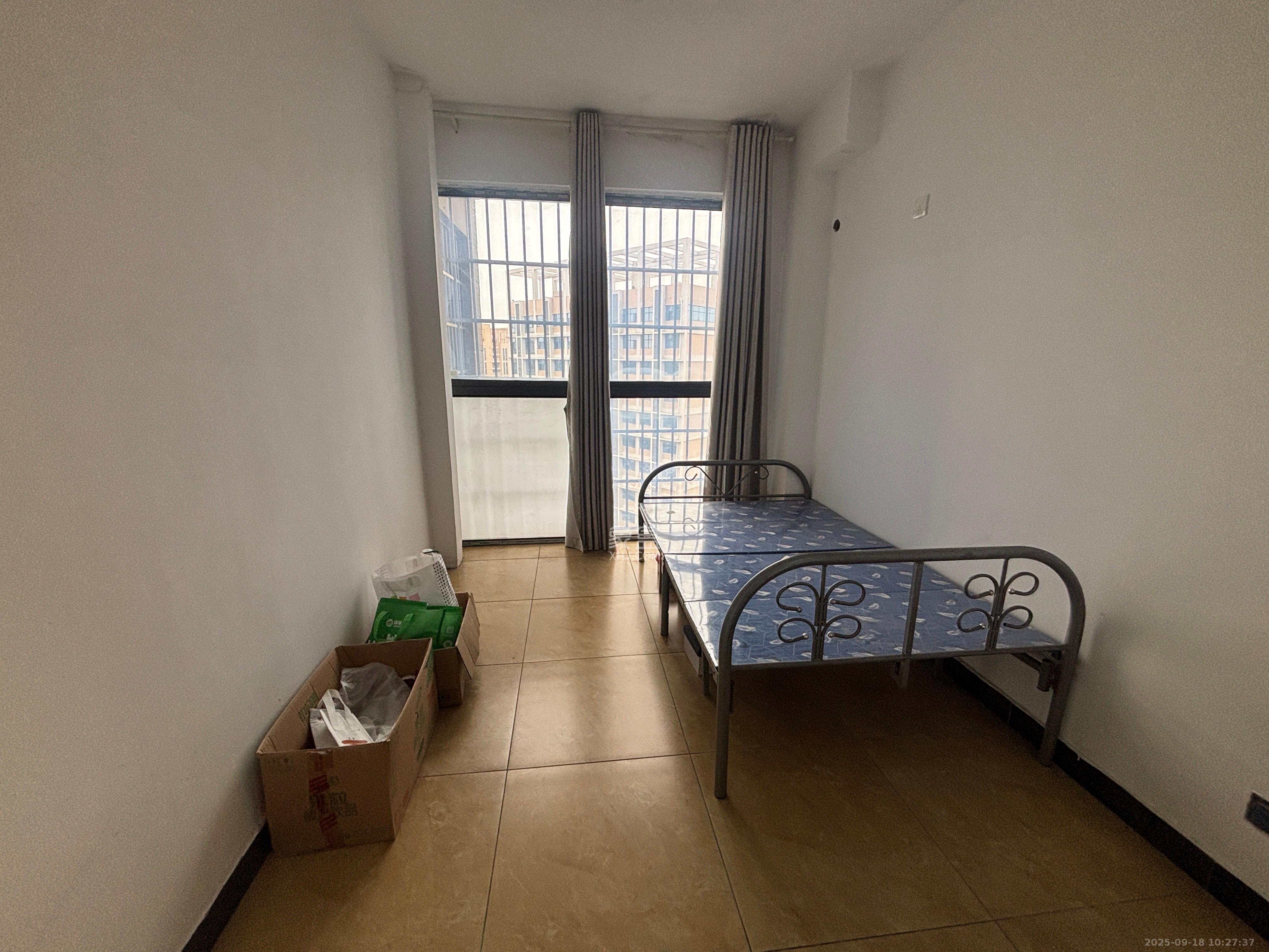 光明城市(星辰青年城) 3室2厅2卫 2000.0元/月 光明城市(星辰青年城) 3室2厅2卫 2000.0元/月室内图