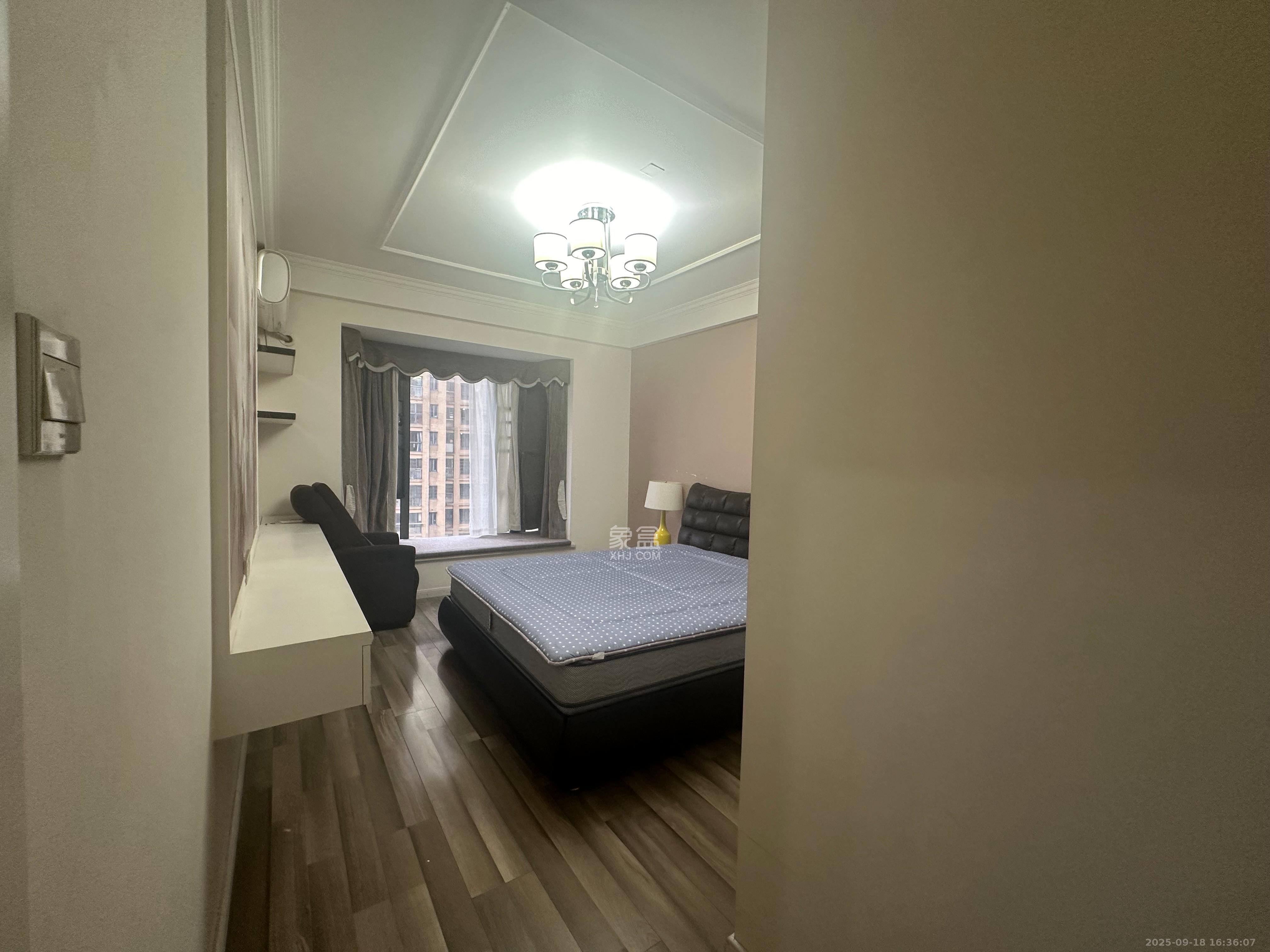 鑫远御文台一期 4室2厅1卫 3400.0元/月 鑫远御文台一期 4室2厅1卫 3400.0元/月室内图