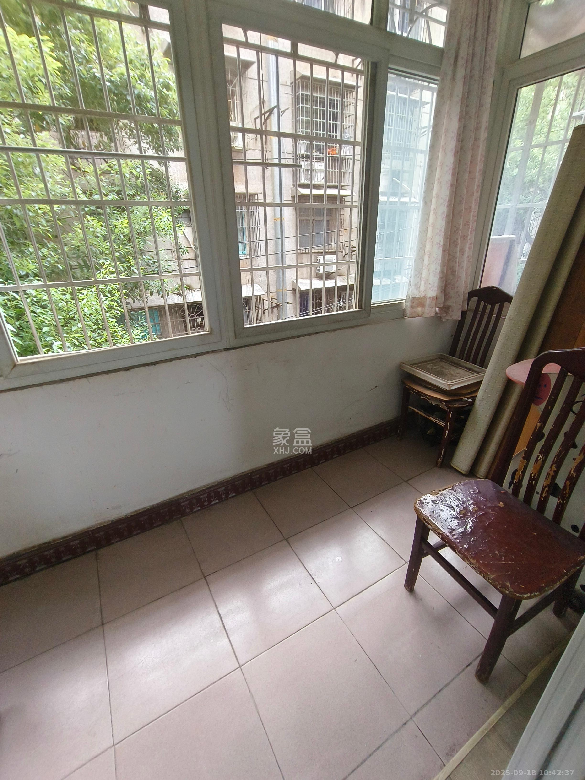 砂子塘社区 2室1厅1卫 1600.0元/月 砂子塘社区 2室1厅1卫 1600.0元/月室内图