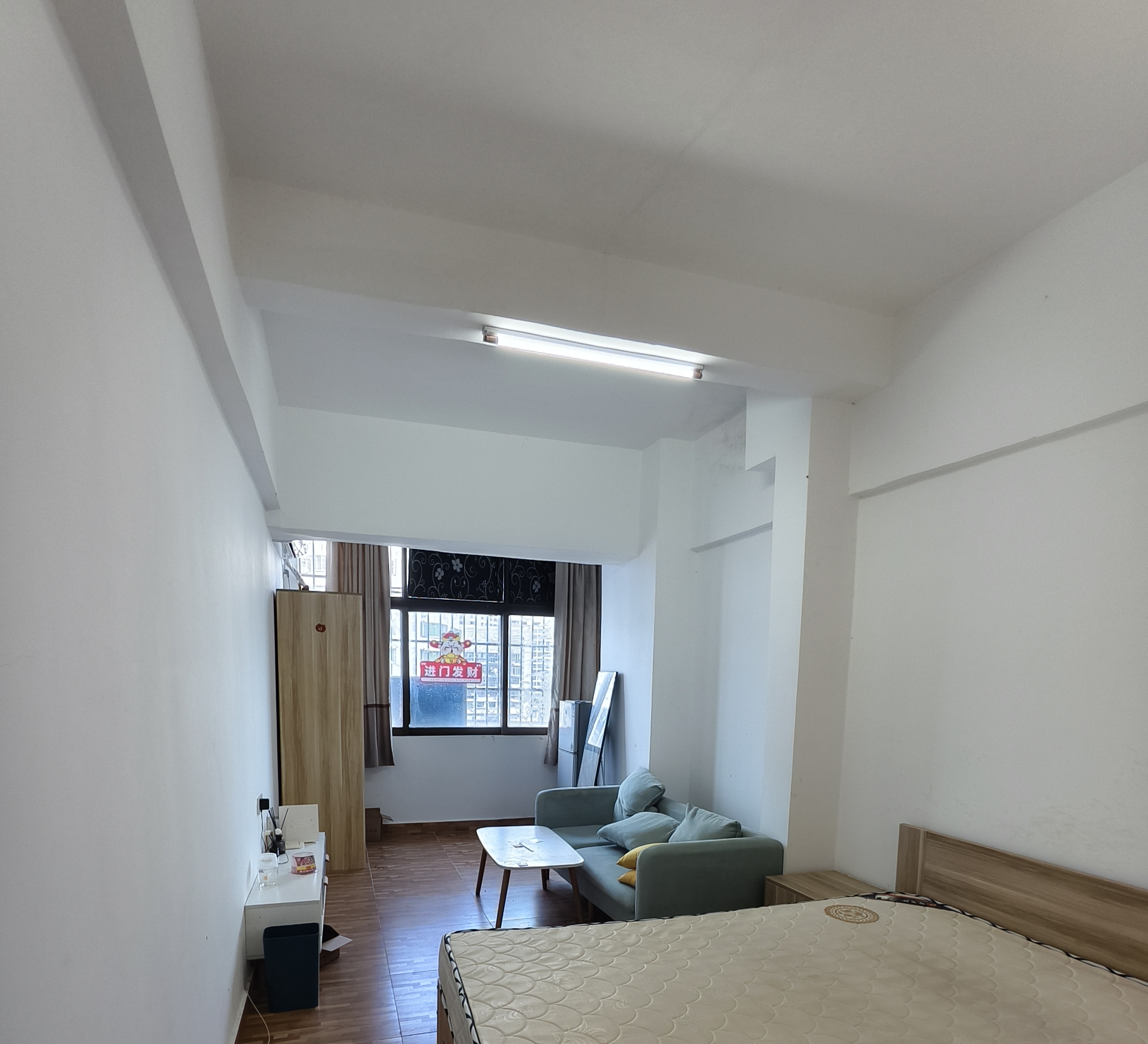 海深国际大厦  1室1厅1卫    1200.0元/月室内图