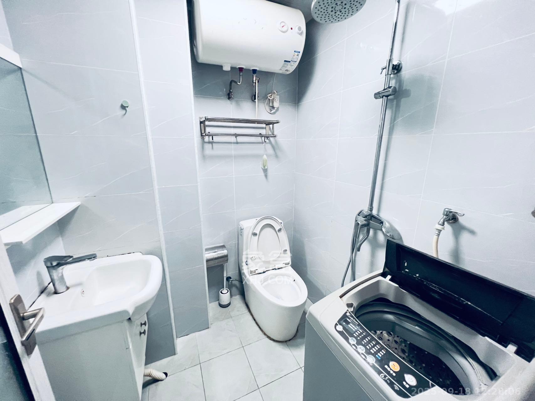 裕天国际商汇中心  1室1厅1卫    1200.0元/月室内图