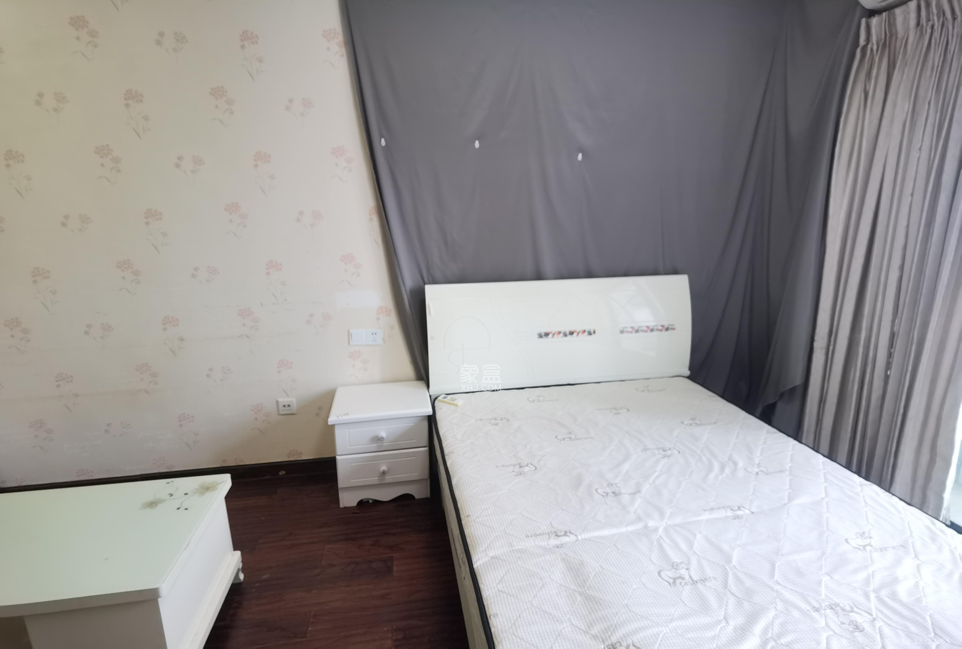 喜盈门范城 1室1厅1卫 1300.0元/月 喜盈门范城 1室1厅1卫 1300.0元/月室内图