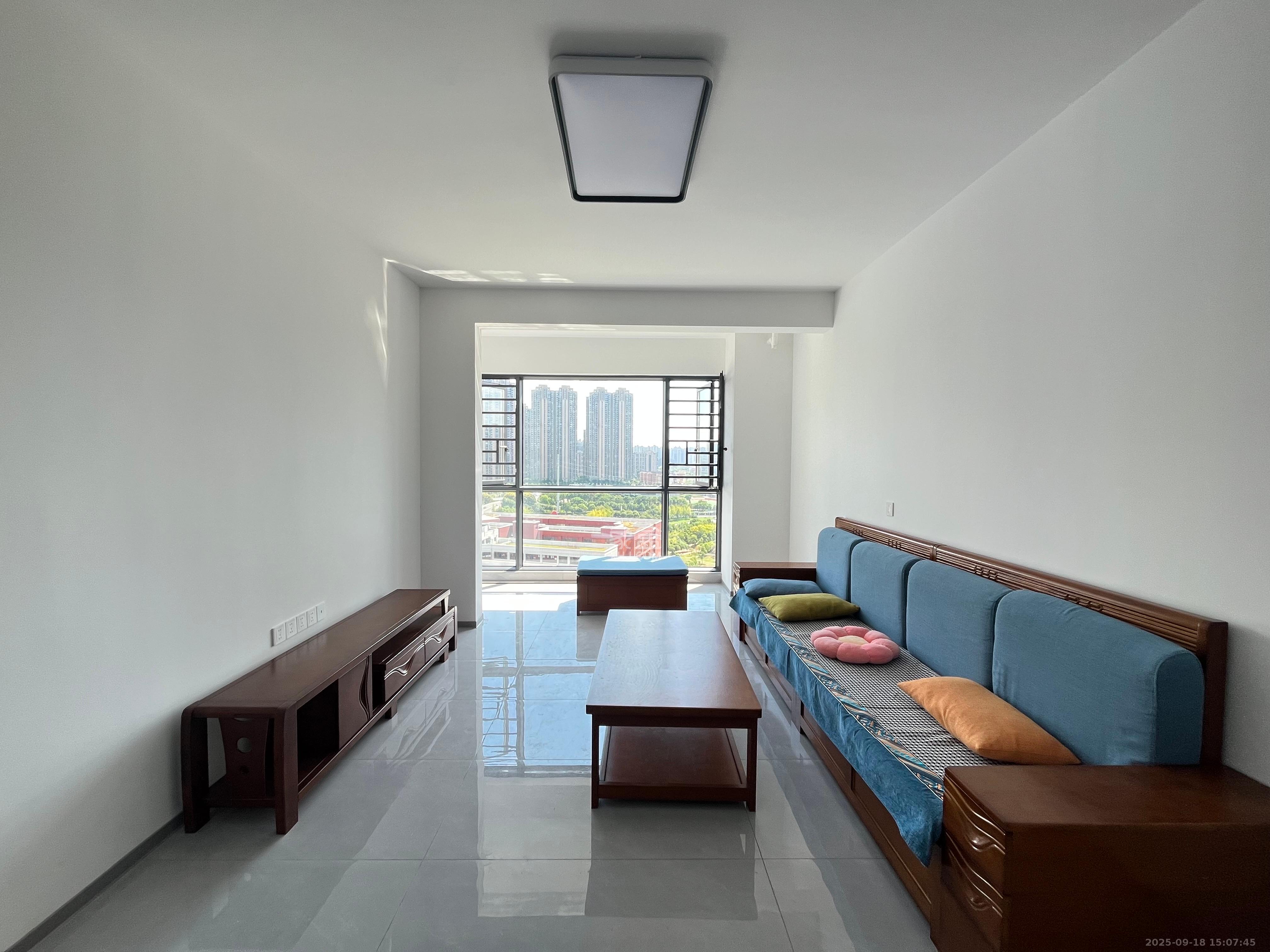 润和星河玥 2室1厅1卫 2100.0元/月 润和星河玥 2室1厅1卫 2100.0元/月室内图