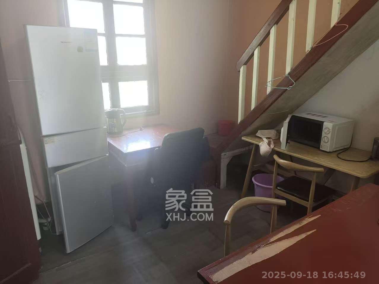 浦沅生活一区  1室0厅0卫    700.0元/月室内图