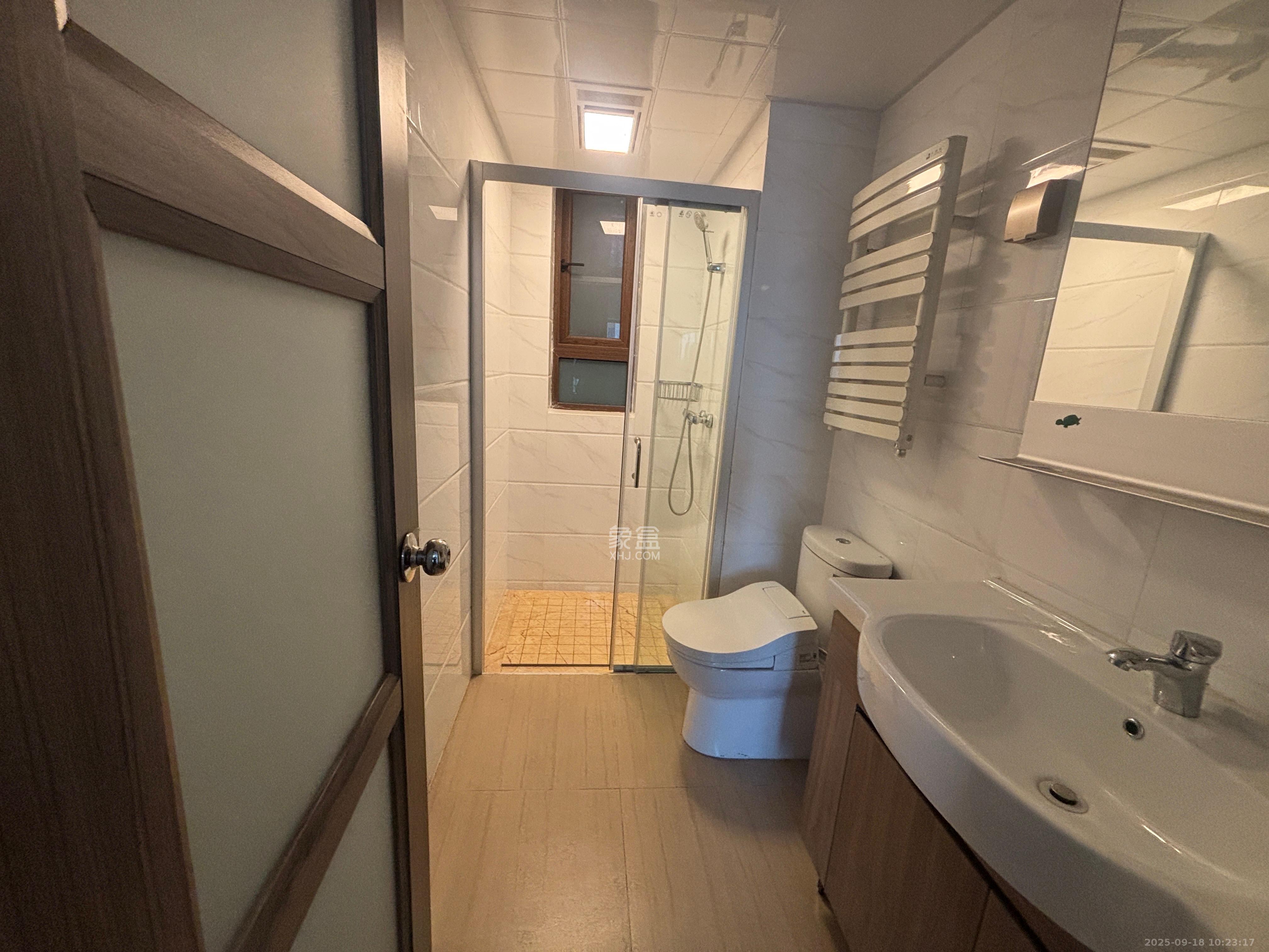 碧桂园星城首府  3室2厅1卫    2500.0元/月室内图