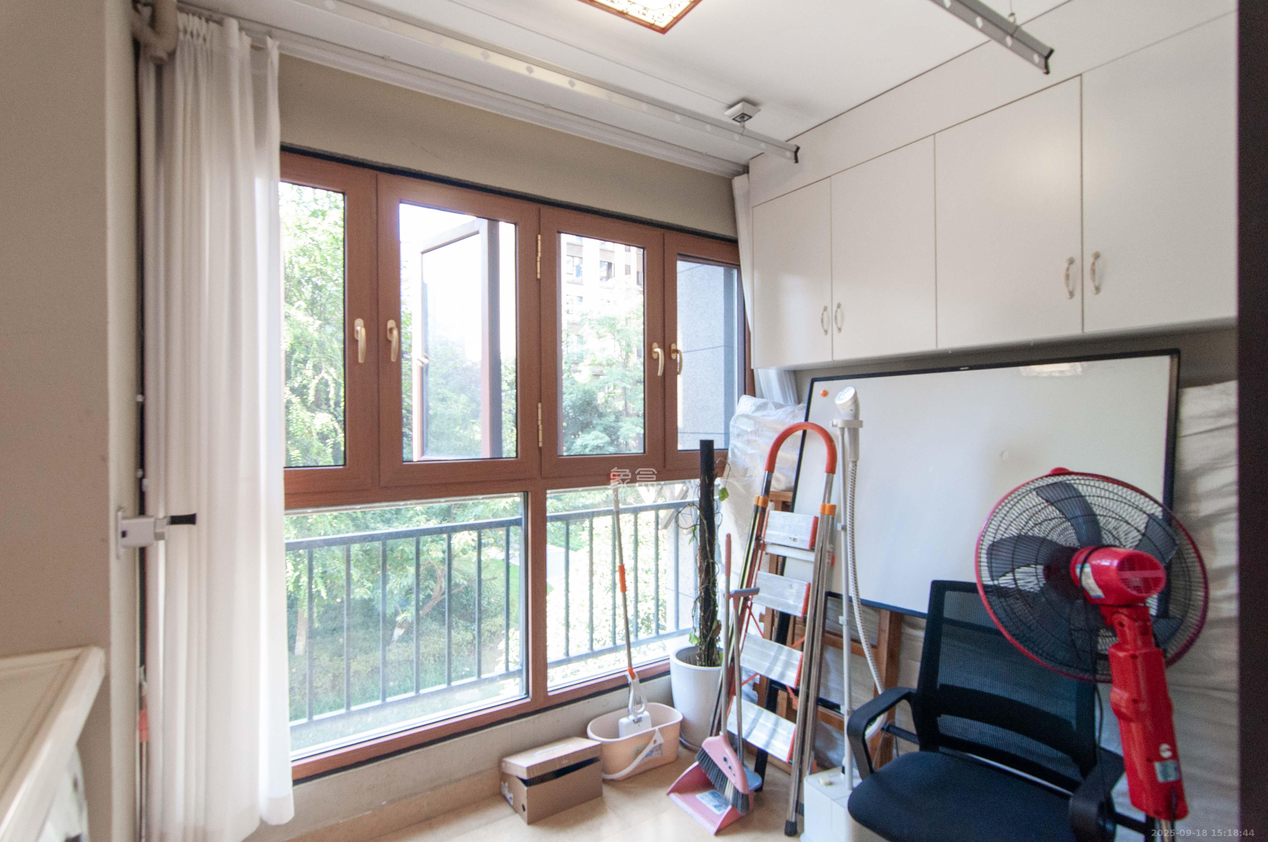 万科里梅溪郡 3室2厅1卫 150.0万 万科里梅溪郡 3室2厅1卫 150.0万其他