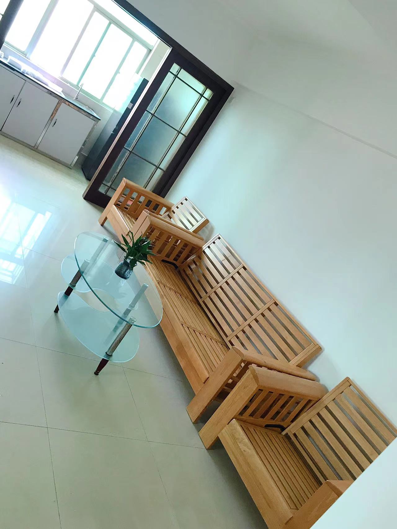 华星大厦 2室1厅1卫 1700.0元/月 华星大厦 2室1厅1卫 1700.0元/月室内图