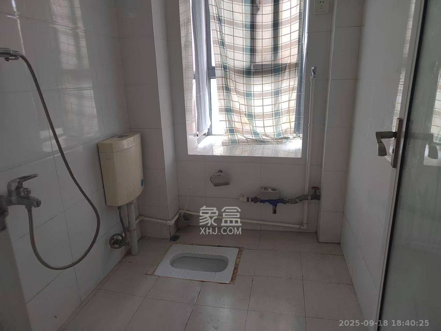 巢之恋  2室2厅1卫    1900.0元/月室内图