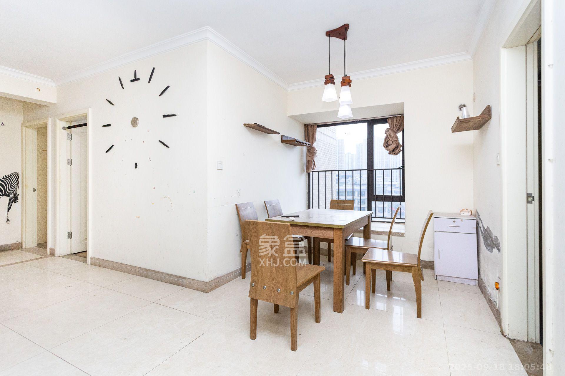 时代倾城一期 3室2厅1卫 2000.0元/月 时代倾城一期 3室2厅1卫 2000.0元/月室内图