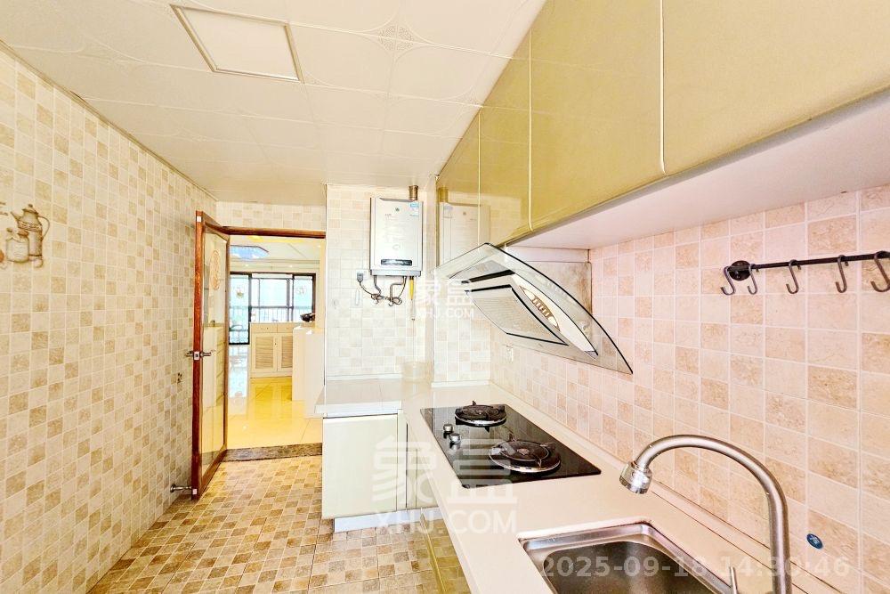 三江花中城 3室2厅1卫 3000.0元/月 三江花中城 3室2厅1卫 3000.0元/月室内图