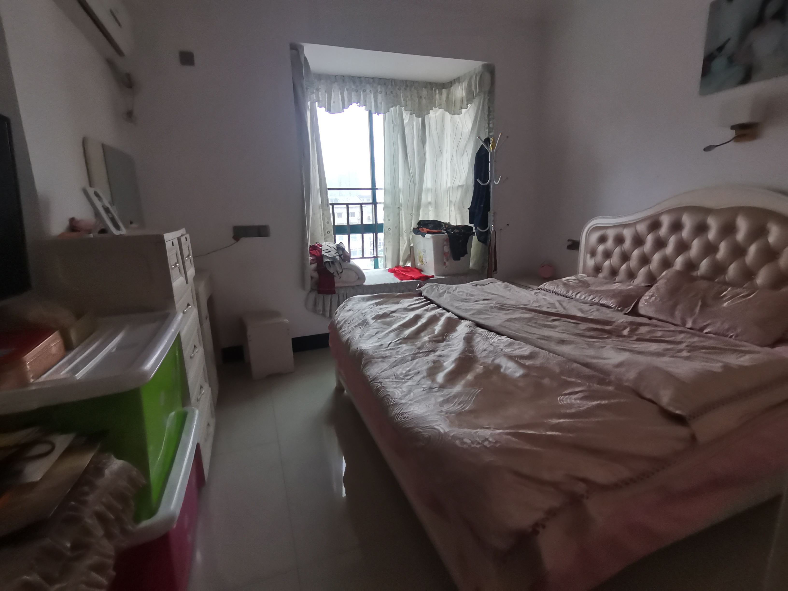 桃花里  2室2厅1卫    1300.0元/月 桃花里  2室2厅1卫    1300.0元/月室内图