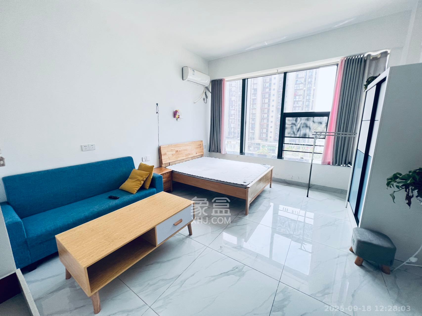 裕天国际商汇中心 1室1厅1卫 1200.0元/月 裕天国际商汇中心 1室1厅1卫 1200.0元/月室内图