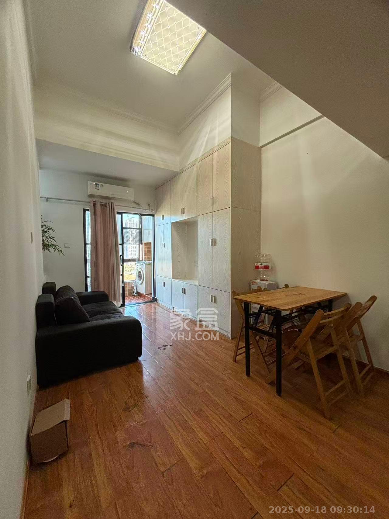 湖湾世景  1室1厅1卫    1300.0元/月室内图