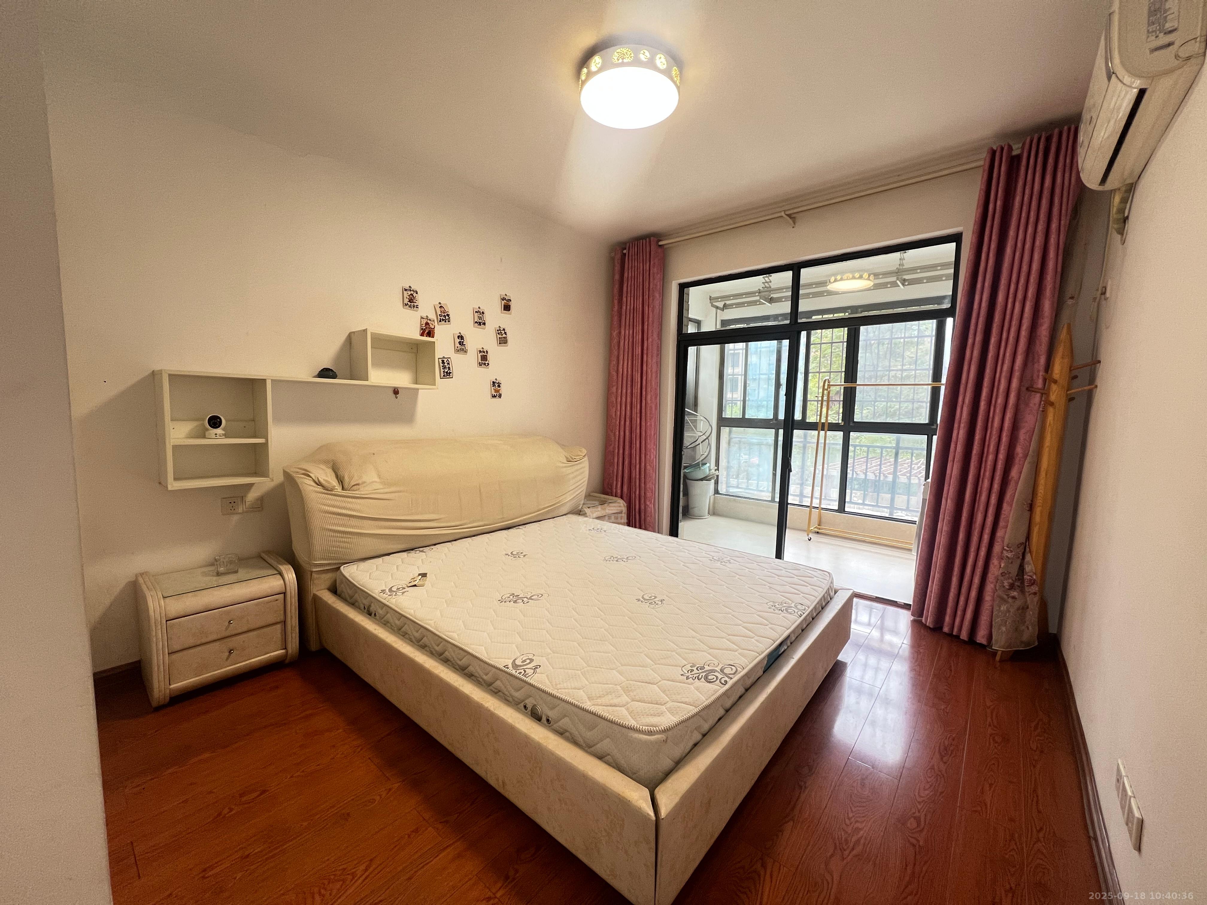 尚格名城香榭丽舍 3室2厅1卫 1800.0元/月 尚格名城香榭丽舍 3室2厅1卫 1800.0元/月室内图