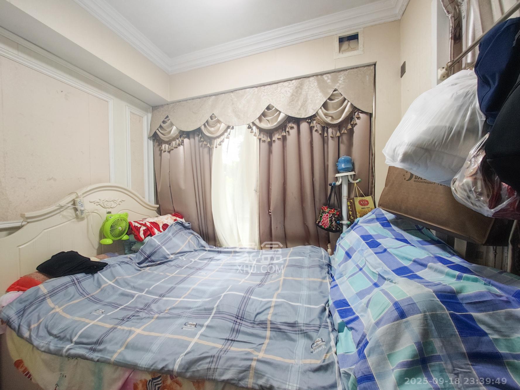 潇湘名城(新里程潇湘名城) 4室2厅2卫 142.0万 潇湘名城(新里程潇湘名城) 4室2厅2卫 142.0万卧室