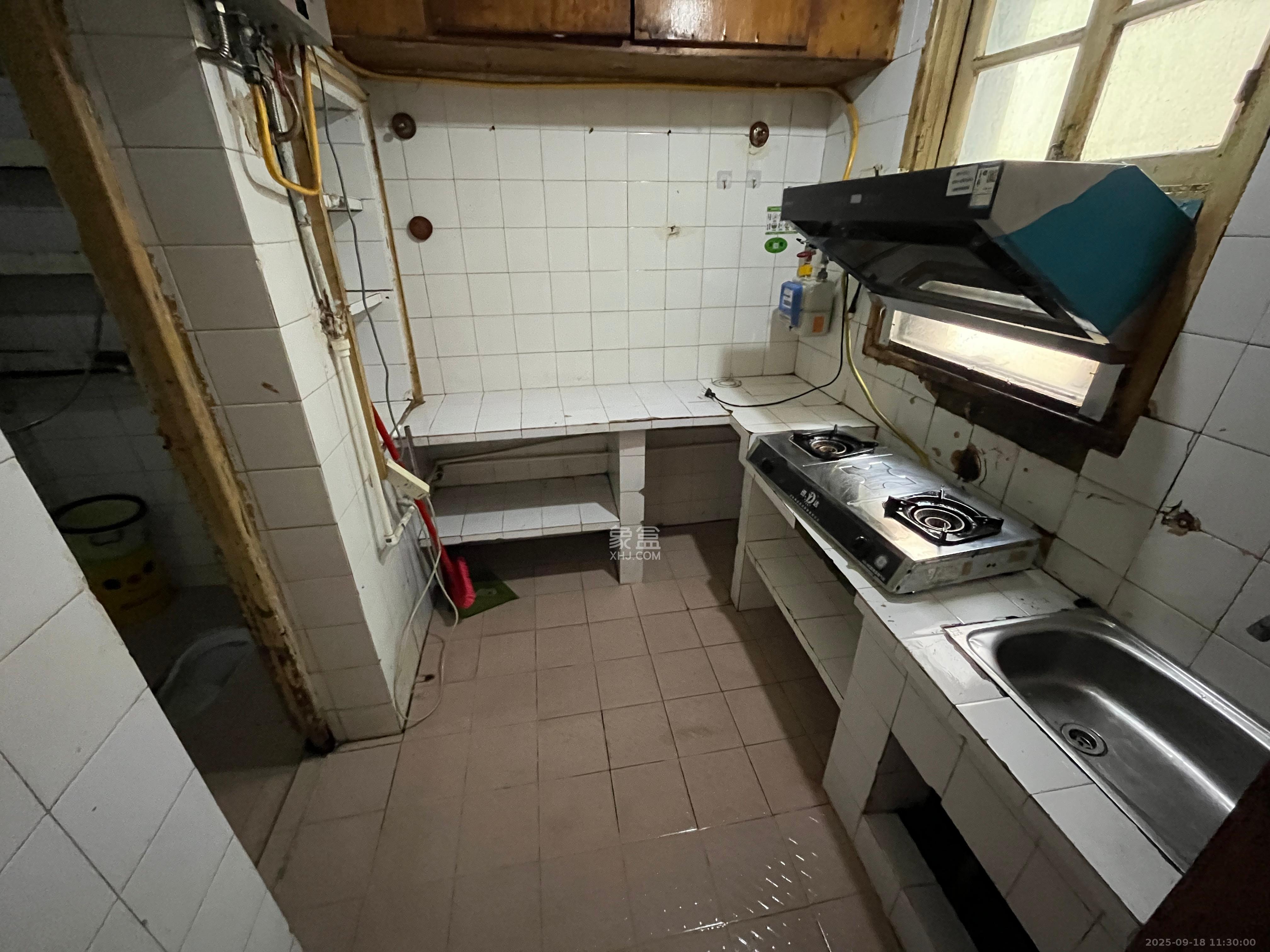 省林勘院  2室1厅1卫    1300.0元/月室内图