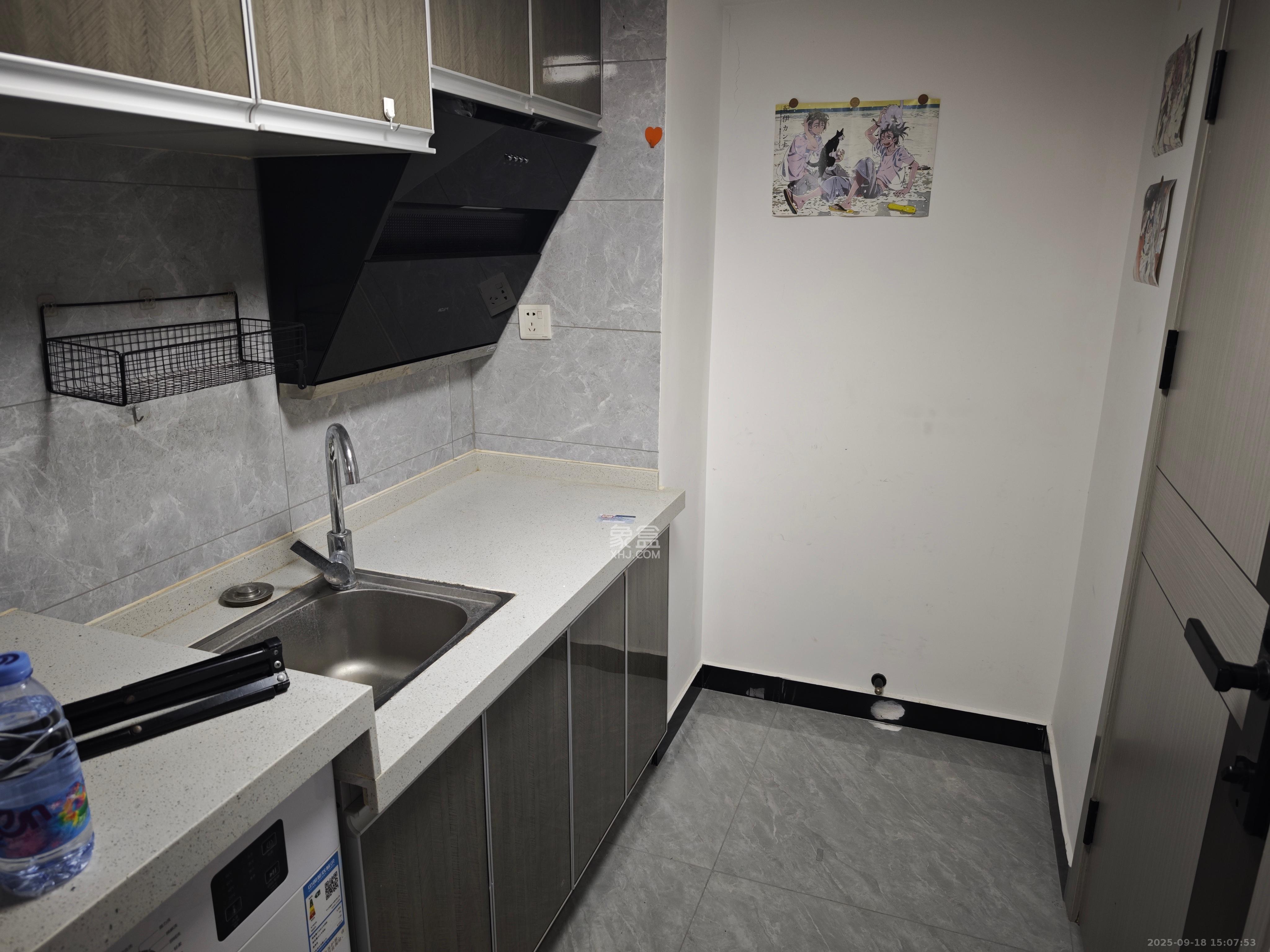 爱家当代境  1室1厅1卫    1300.0元/月室内图