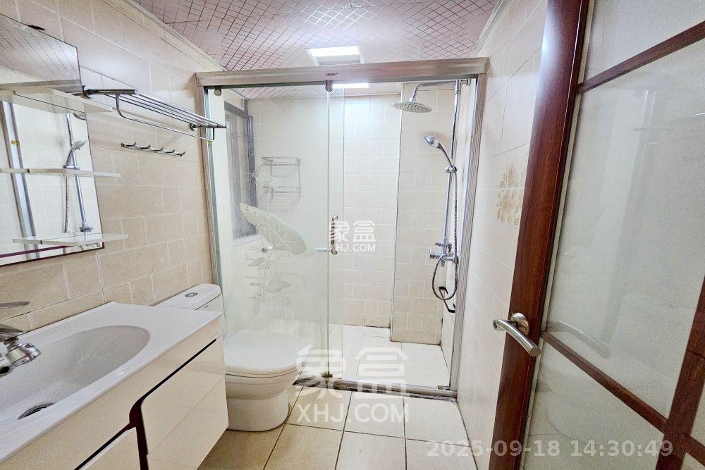 三江花中城  3室2厅1卫    3000.0元/月室内图