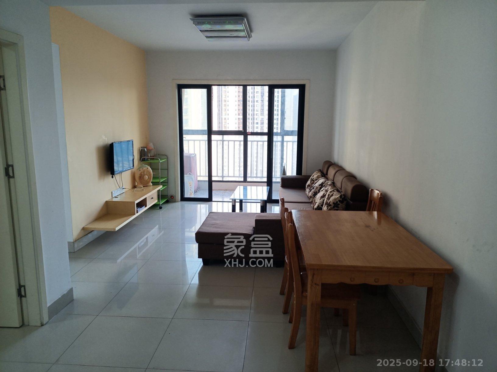 钰龙天下一期  2室2厅1卫    2000.0元/月室内图