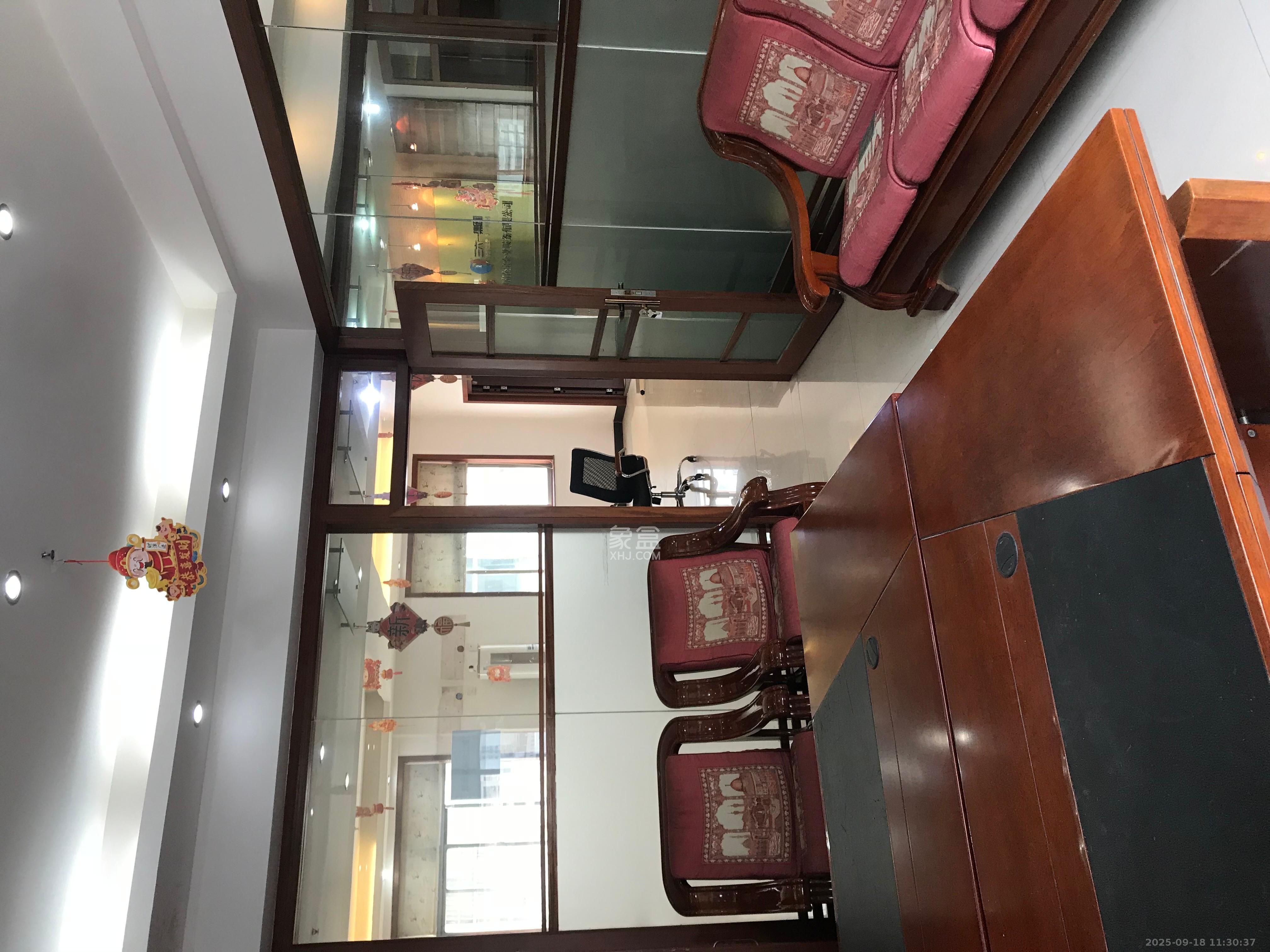 城市之心 1室1厅1卫 7000.0元/月 城市之心 1室1厅1卫 7000.0元/月室内图