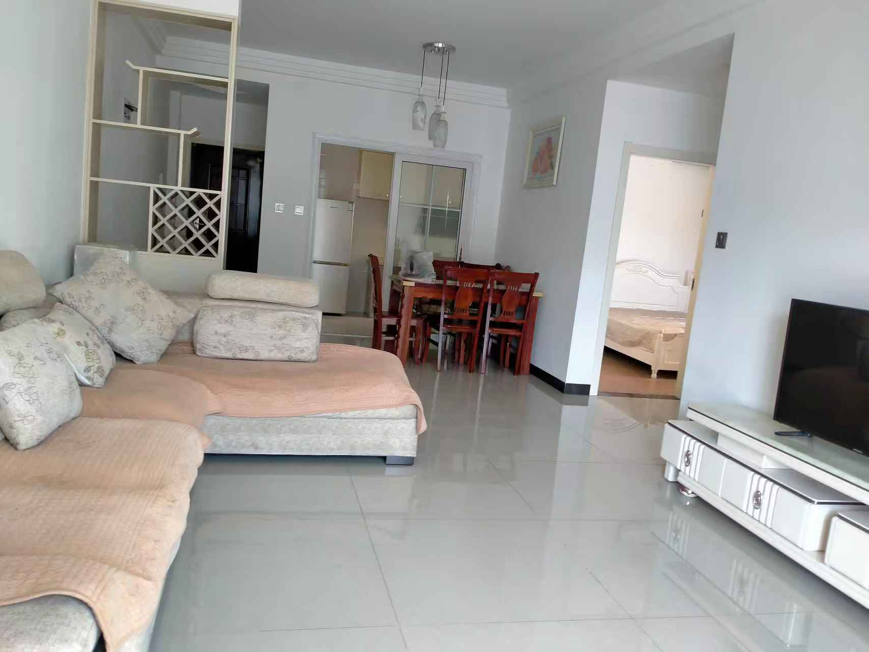 丽景天下一期  2室2厅1卫    1500.0元/月室内图