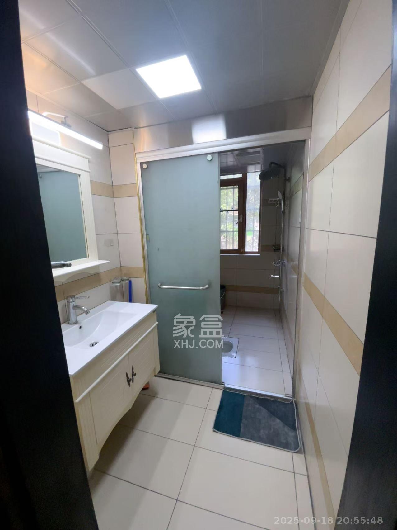 世嘉国际华城  1室0厅0卫    3500.0元/月 世嘉国际华城  1室0厅0卫    3500.0元/月室内图