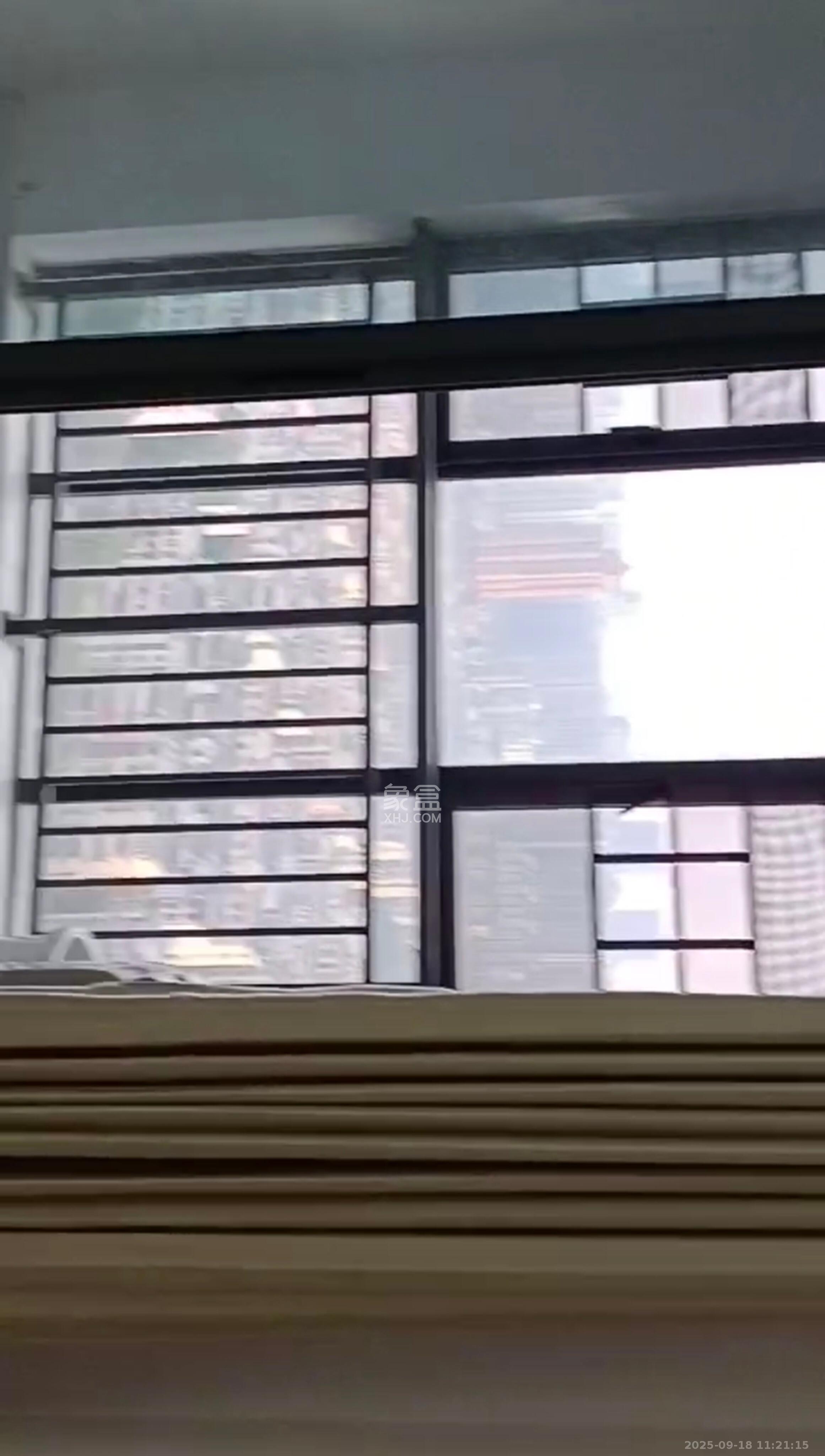 中交里城  3室1厅1卫    3500.0元/月室内图