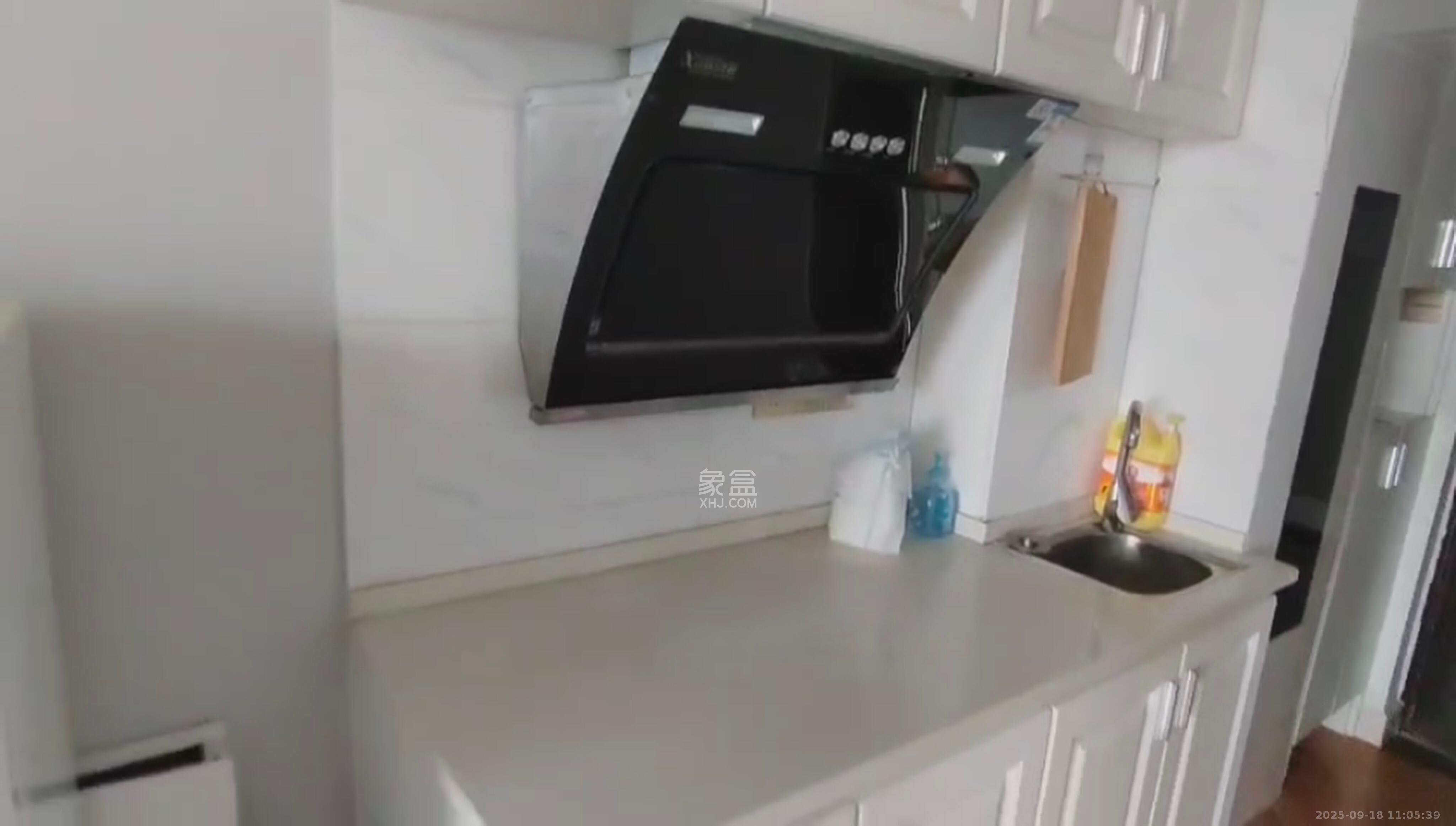 中交里城 1室1厅1卫 1800.0元/月 中交里城 1室1厅1卫 1800.0元/月室内图