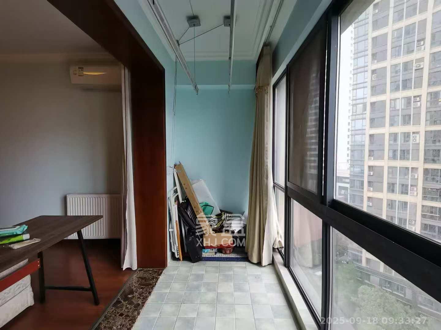 天健壹平方英里(天健芙蓉盛世二期) 4室2厅2卫 4000.0元/月 天健壹平方英里(天健芙蓉盛世二期) 4室2厅2卫 4000.0元/月室内图