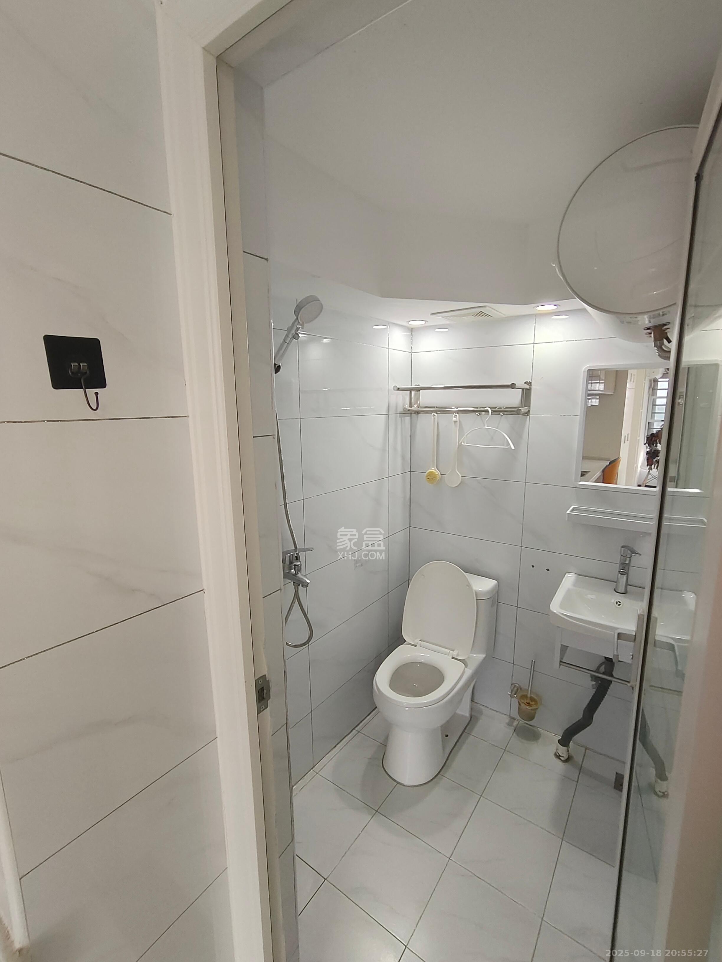 金地铂悦 1室0厅0卫 900.0元/月 金地铂悦 1室0厅0卫 900.0元/月室内图