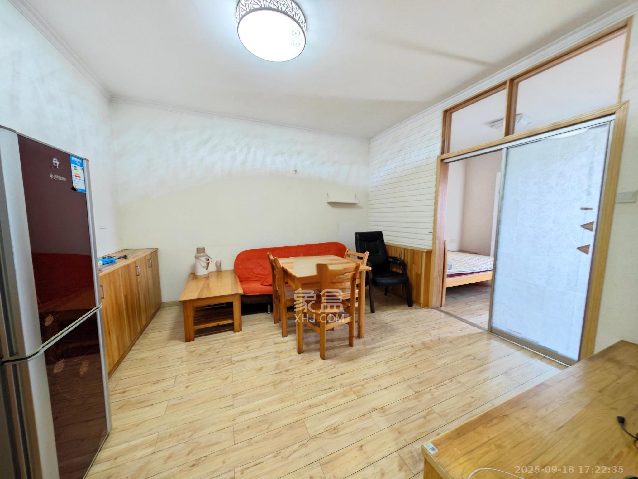 三重星都心 2室1厅1卫 2000.0元/月 三重星都心 2室1厅1卫 2000.0元/月室内图