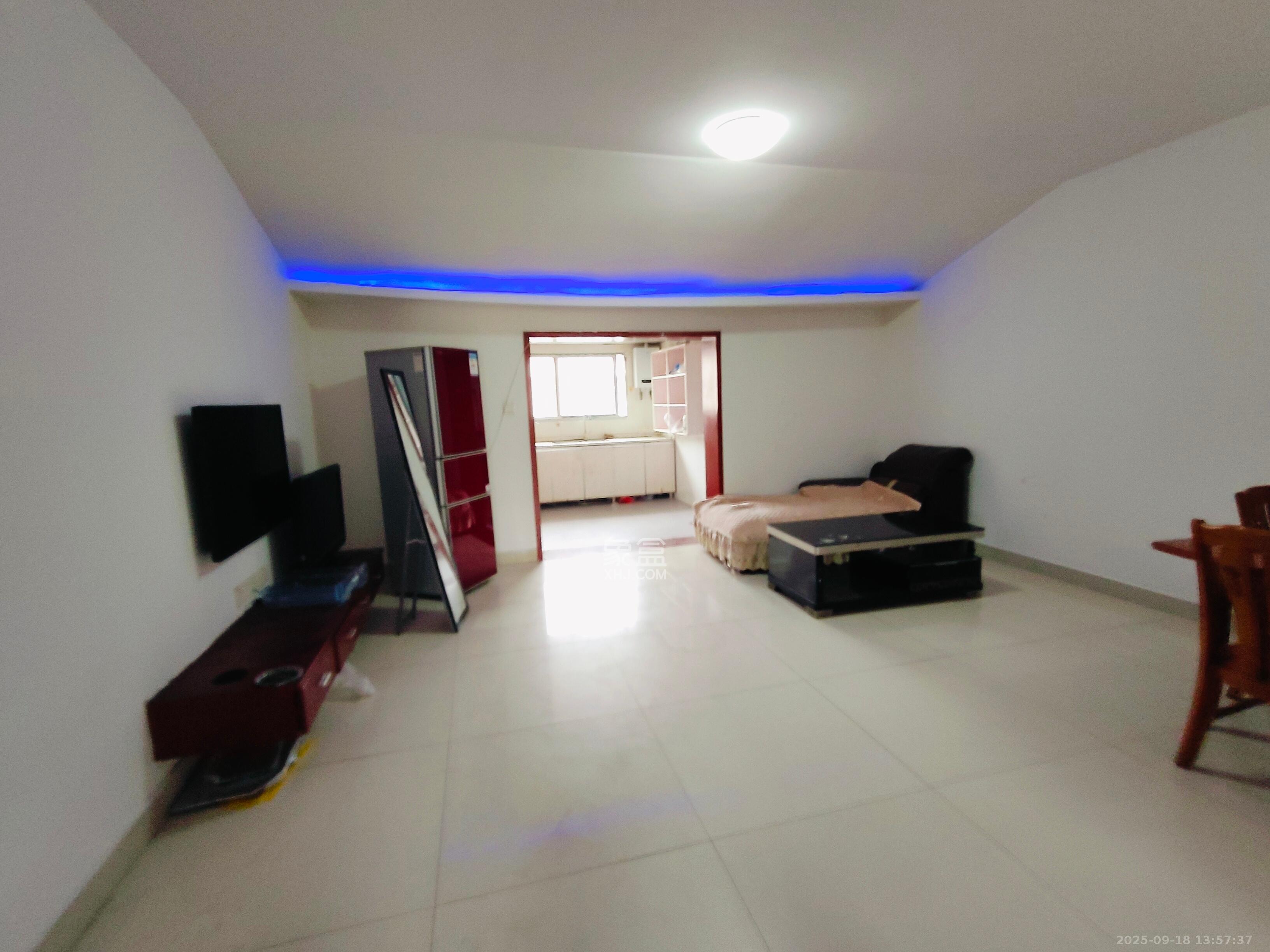 湘绣城  2室1厅1卫    800.0元/月室内图