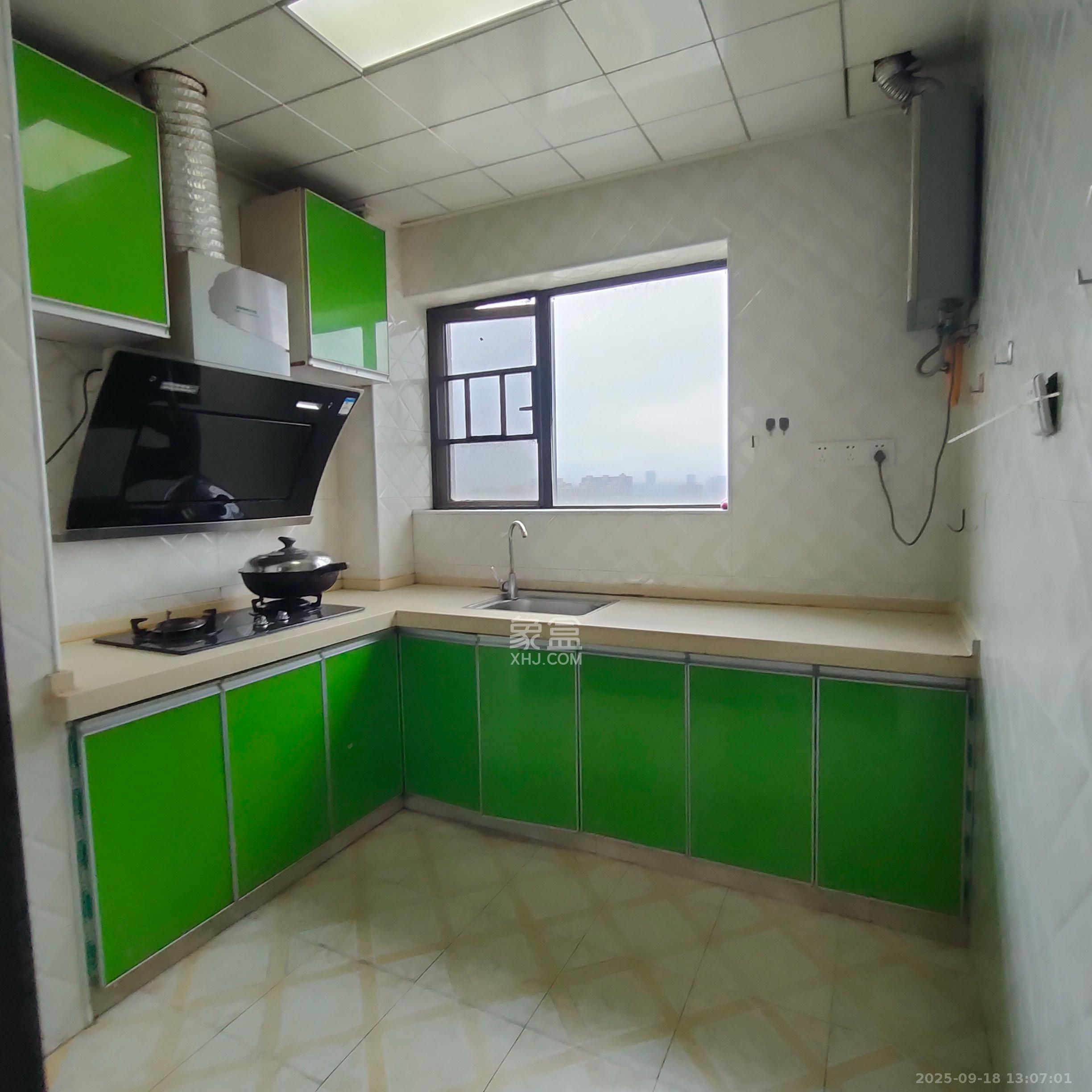 东驿竹园  3室2厅1卫    2200.0元/月室内图