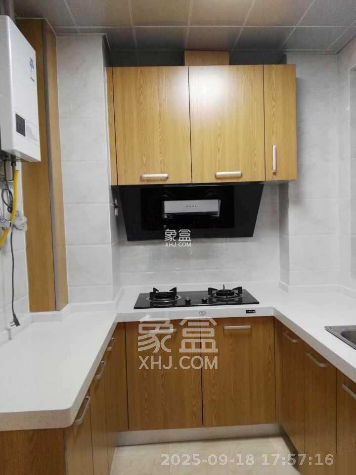 钰龙天下二期(钰龙佳园) 3室2厅2卫 3000.0元/月 钰龙天下二期(钰龙佳园) 3室2厅2卫 3000.0元/月室内图