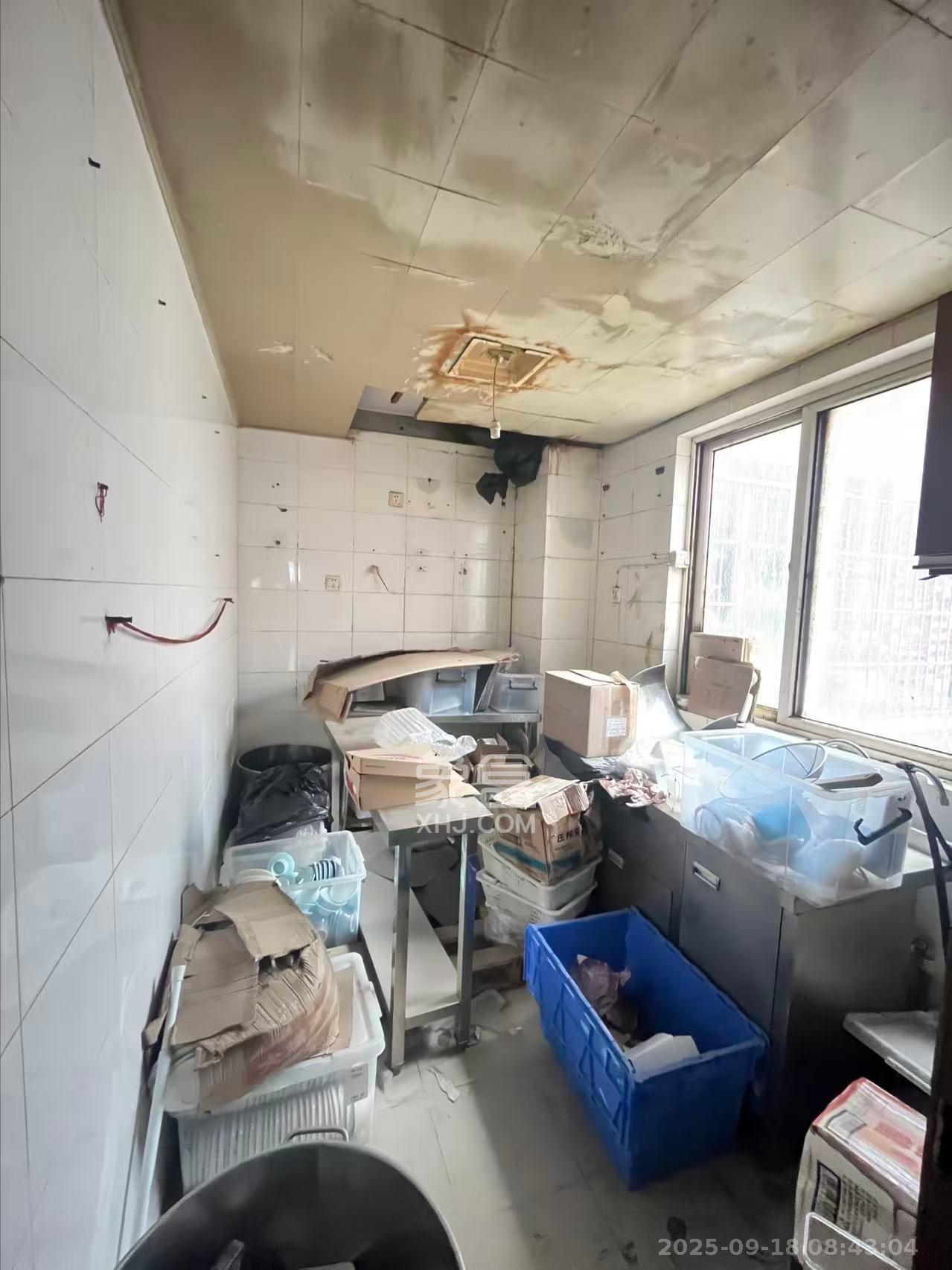 明星村 4室2厅2卫 3600.0元/月 明星村 4室2厅2卫 3600.0元/月室内图