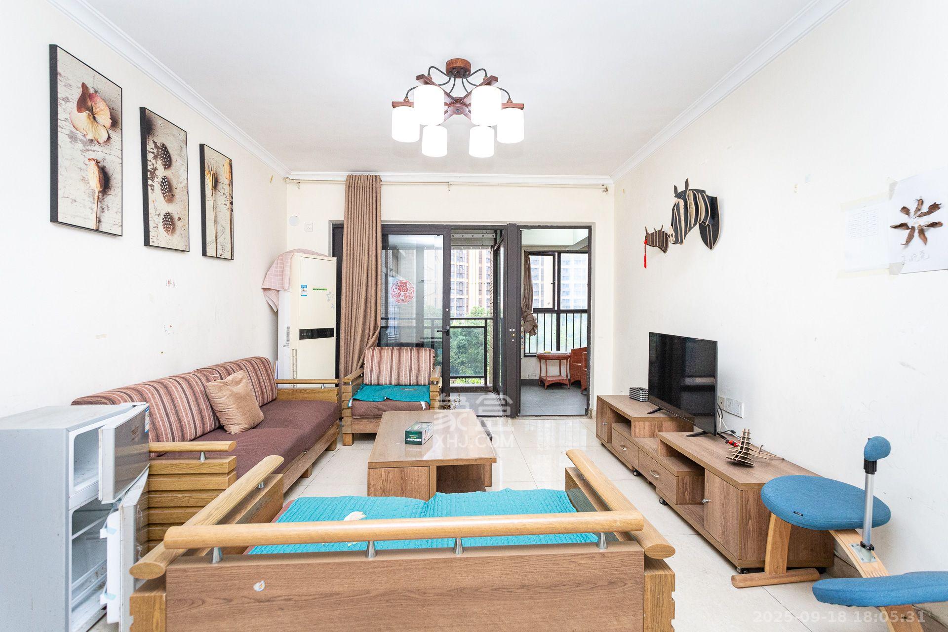 时代倾城一期 3室2厅1卫 2000.0元/月 时代倾城一期 3室2厅1卫 2000.0元/月室内图